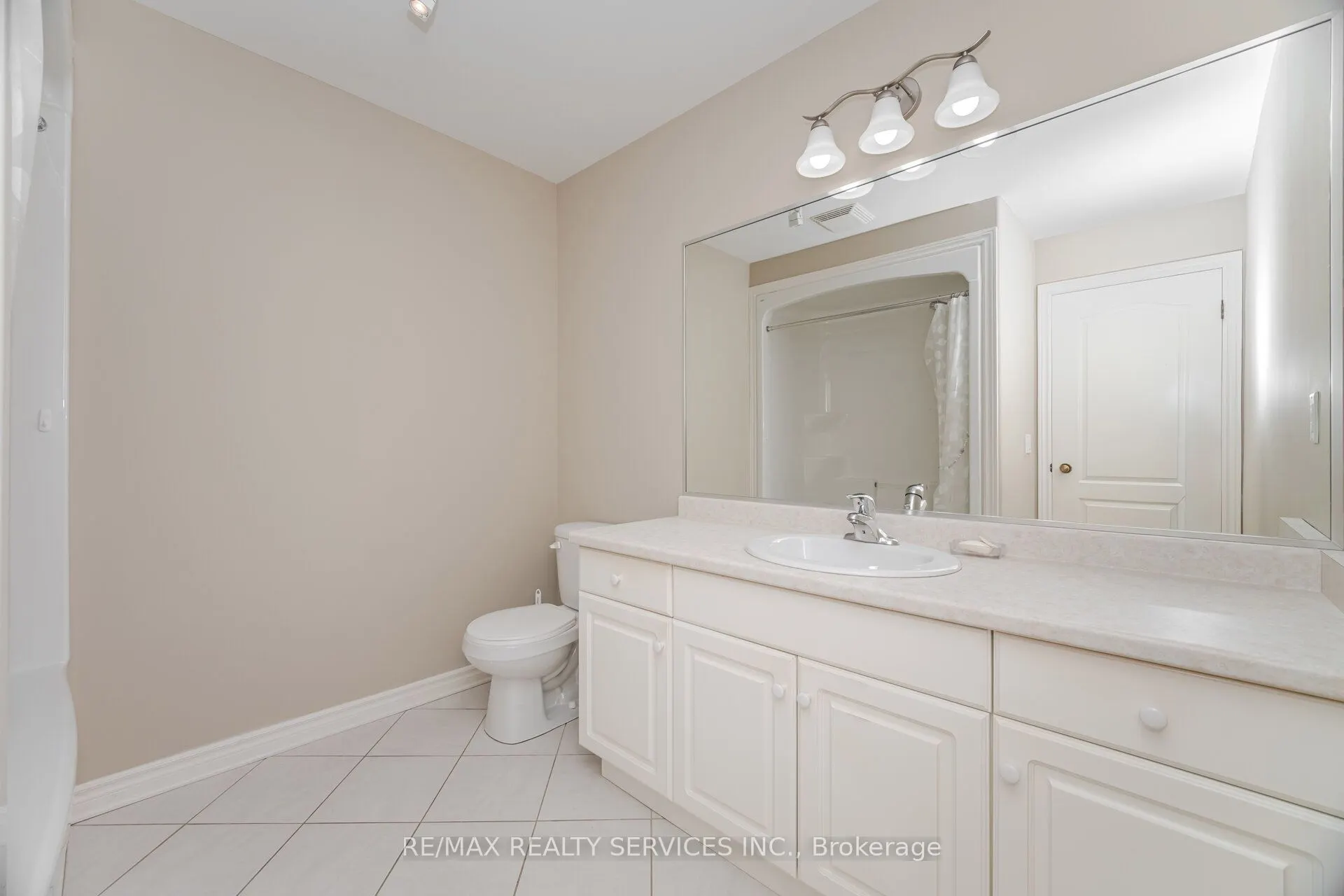 43 Rose Glen Crescent, #20