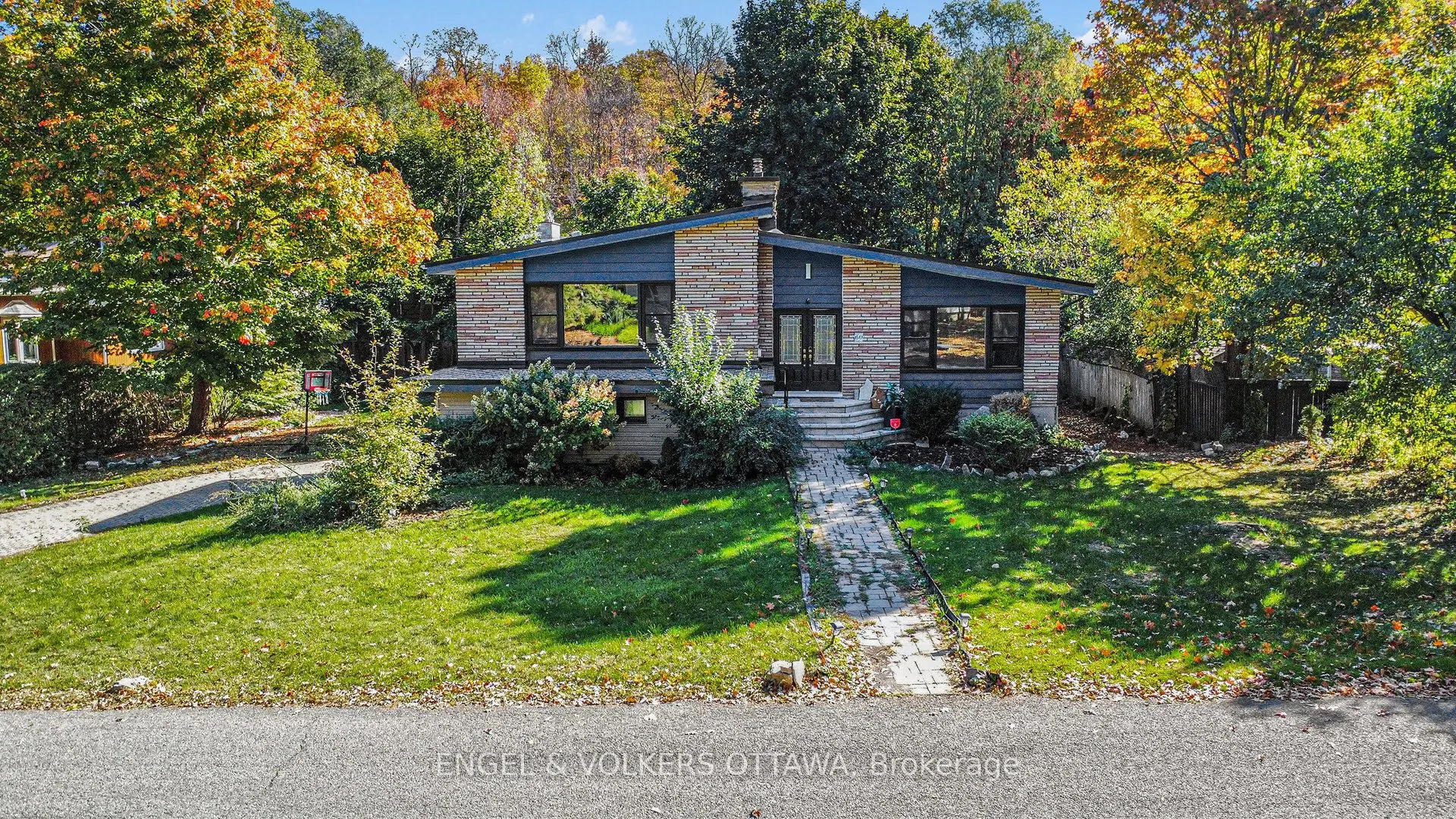 60 Juliana Road