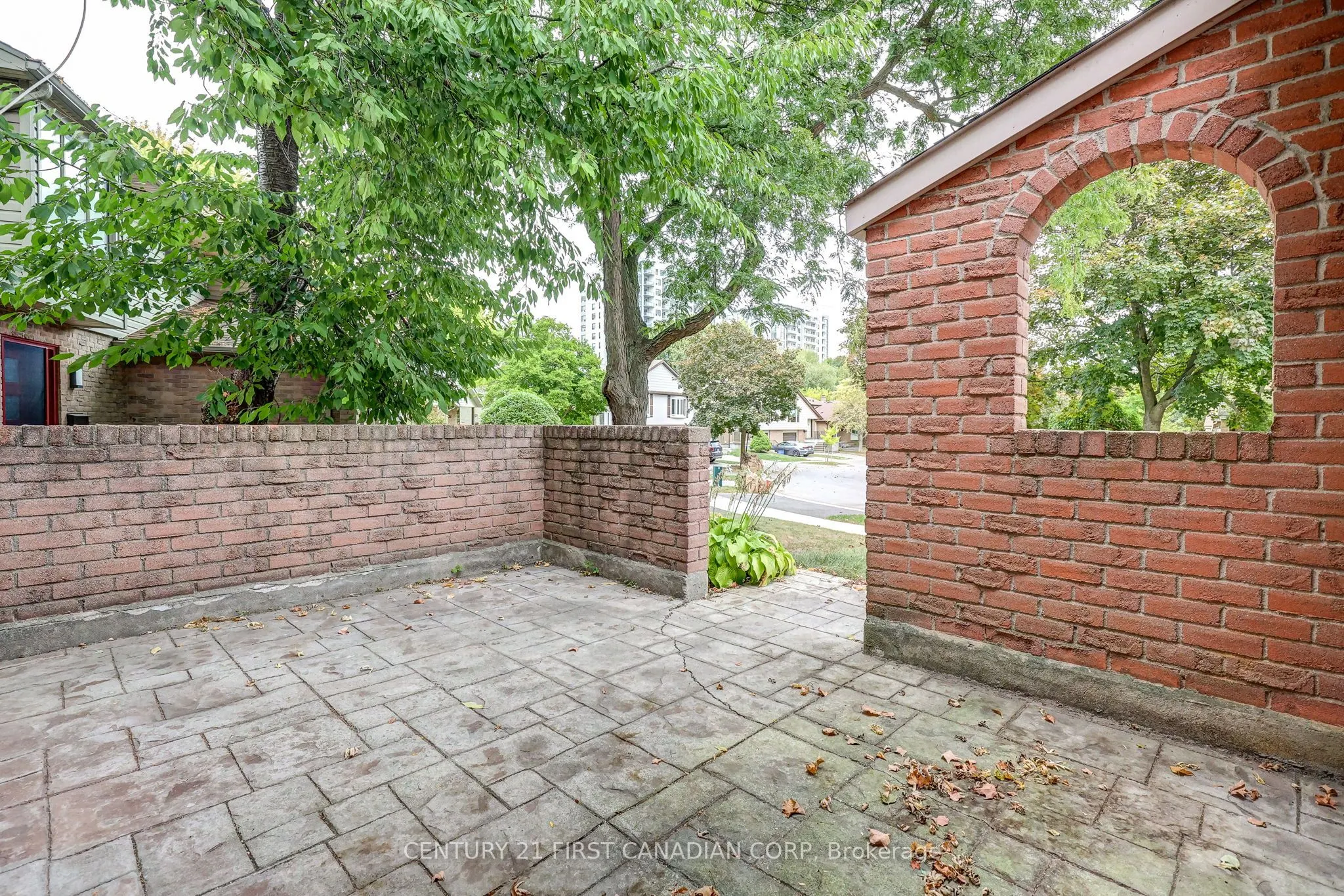 1824 Attawandaron Road