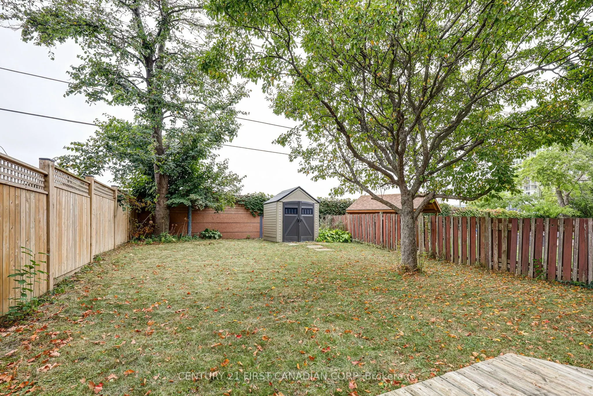 1824 Attawandaron Road