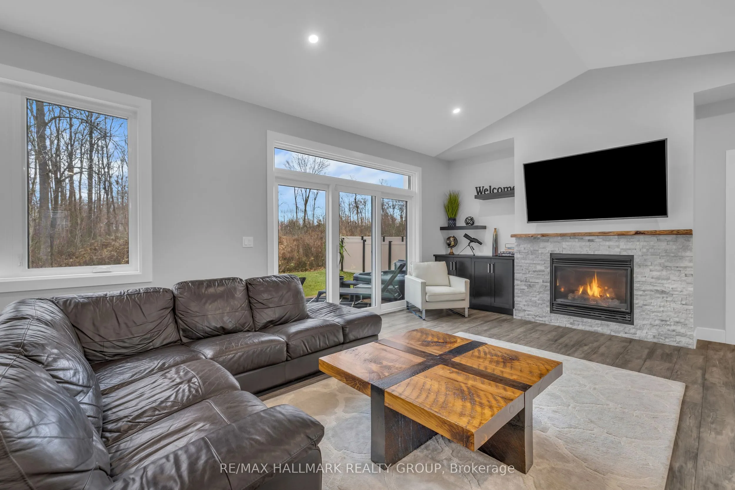 1077 SHEARER Drive