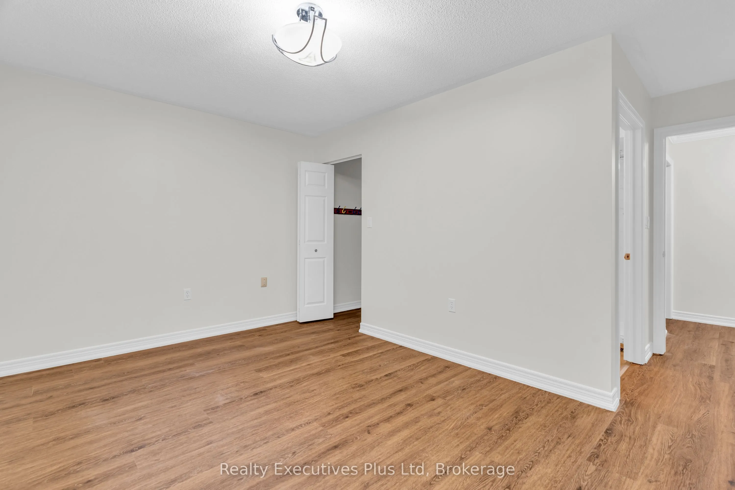 18 Sprucehaven Court