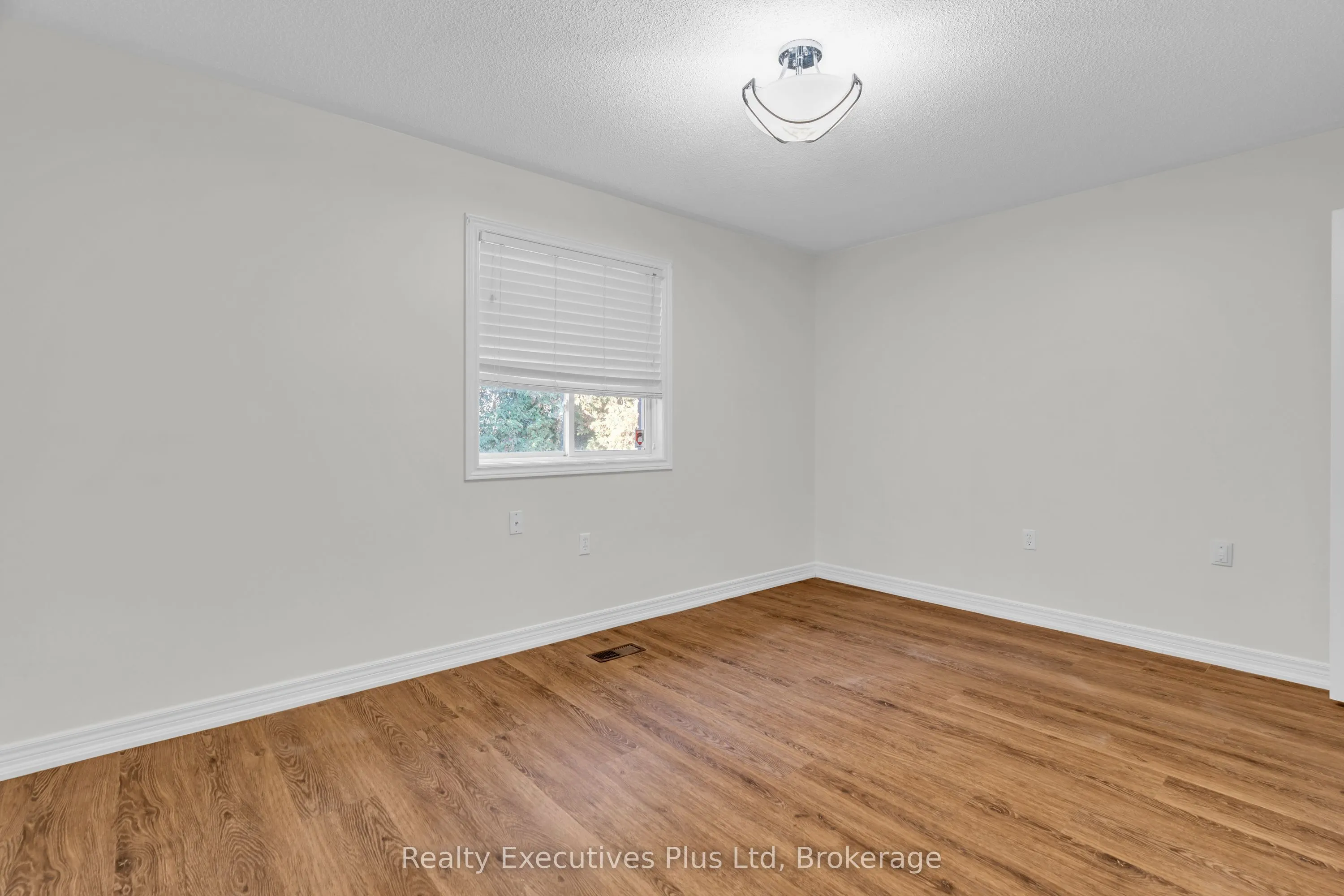 18 Sprucehaven Court