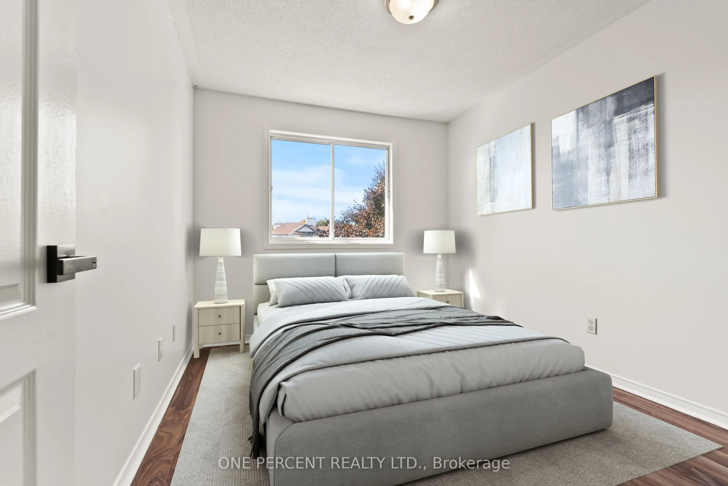 11 Bowen Crescent