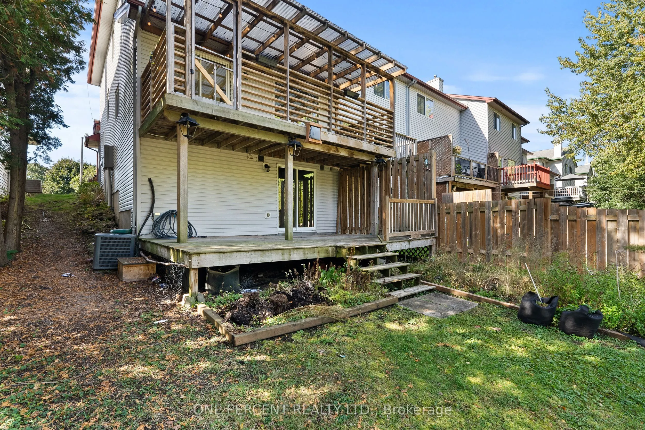 11 Bowen Crescent