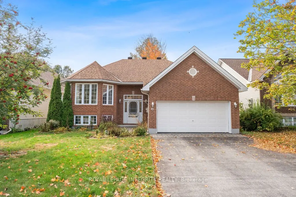 81 Lloydalex Crescent