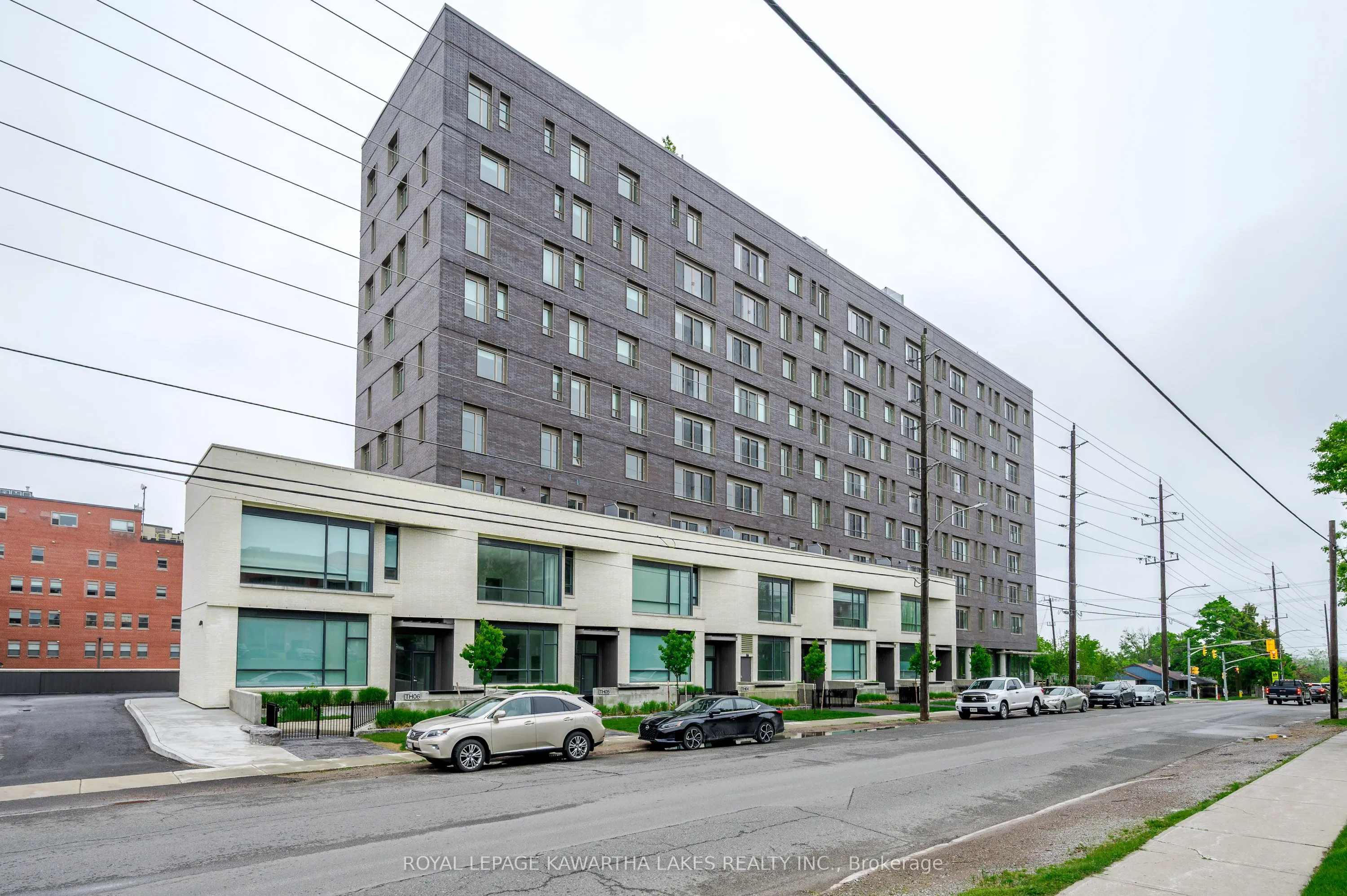 195 HUNTER Street E, #404