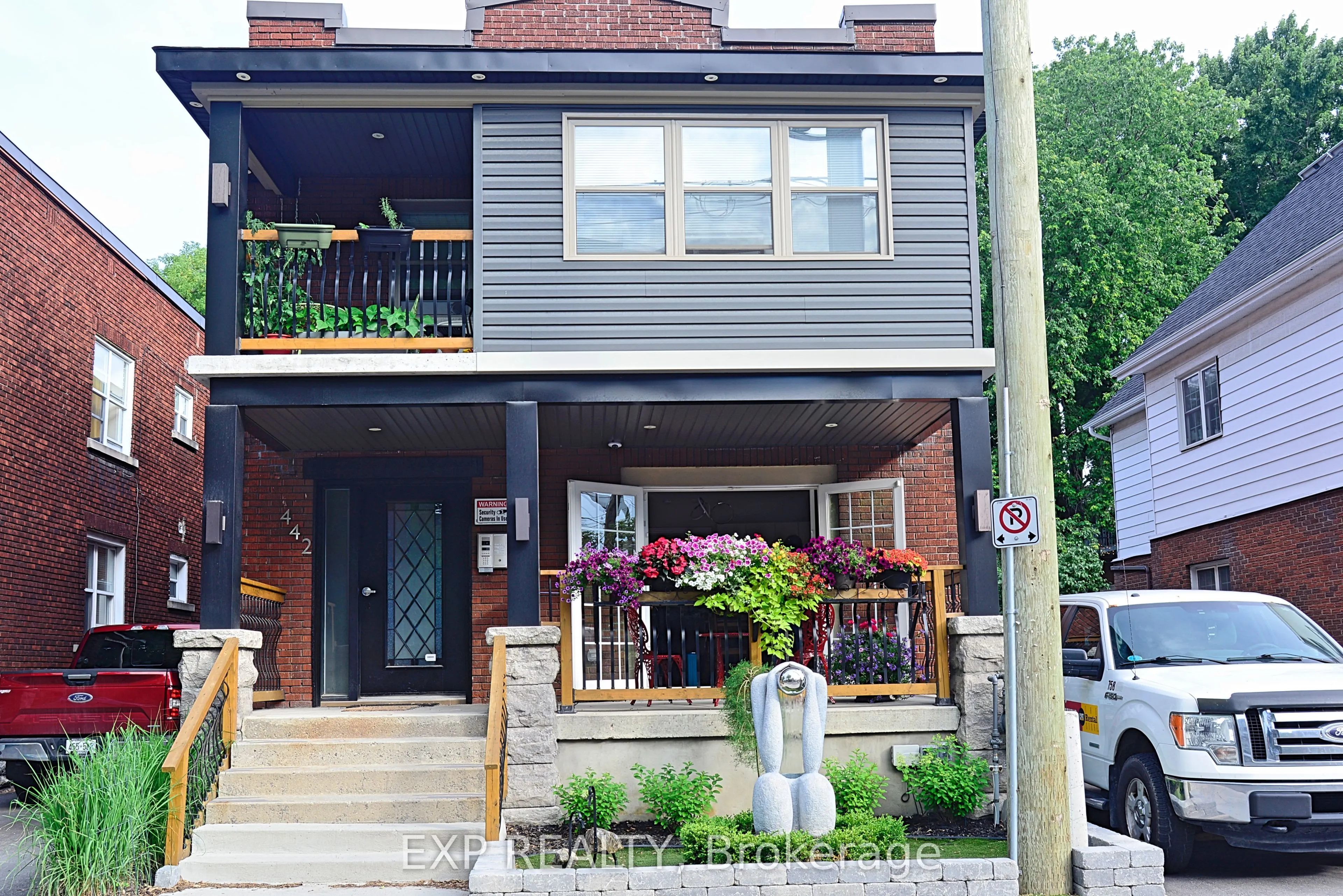 442 Mcleod Street, #4