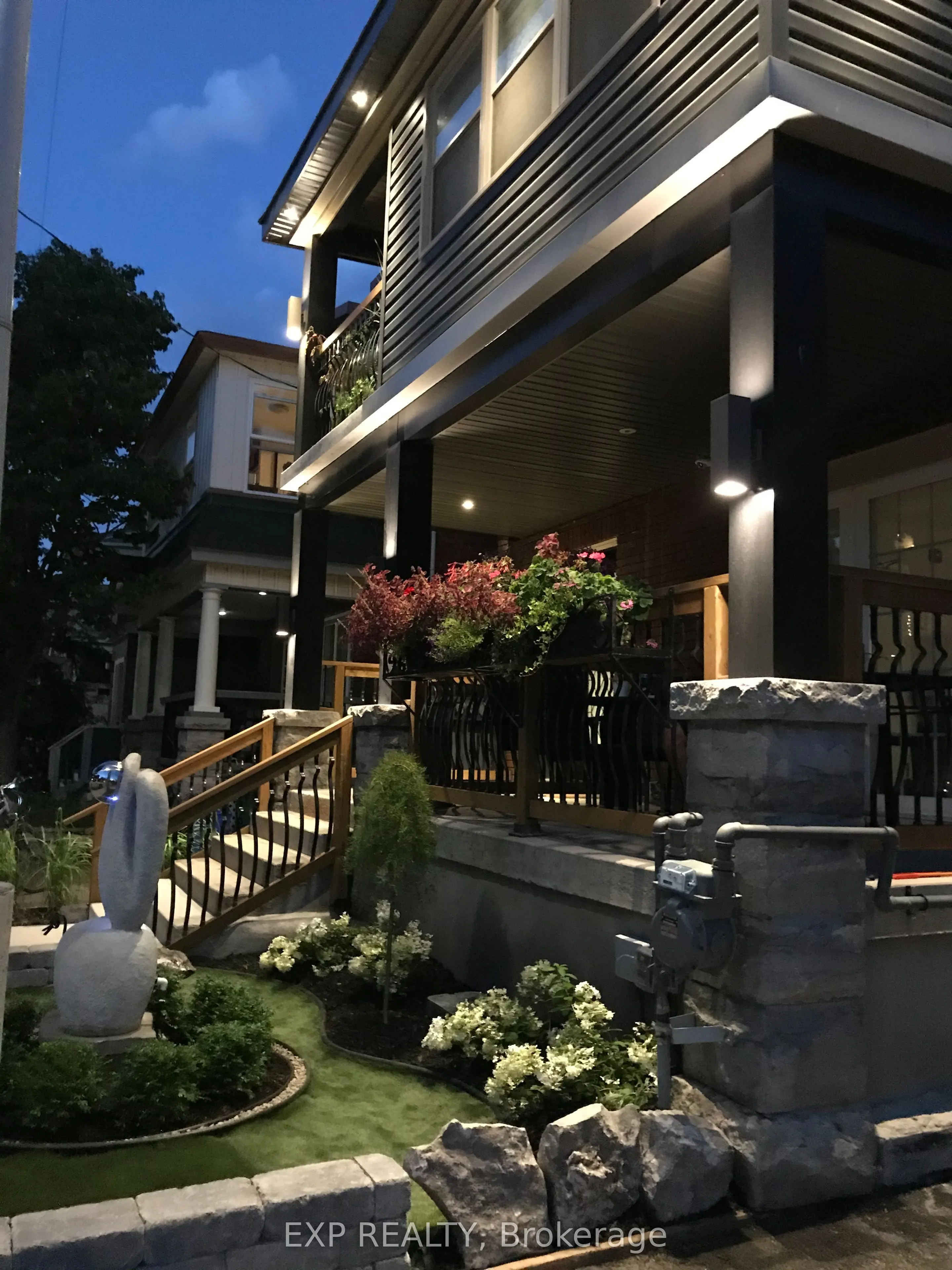 442 Mcleod Street, #4