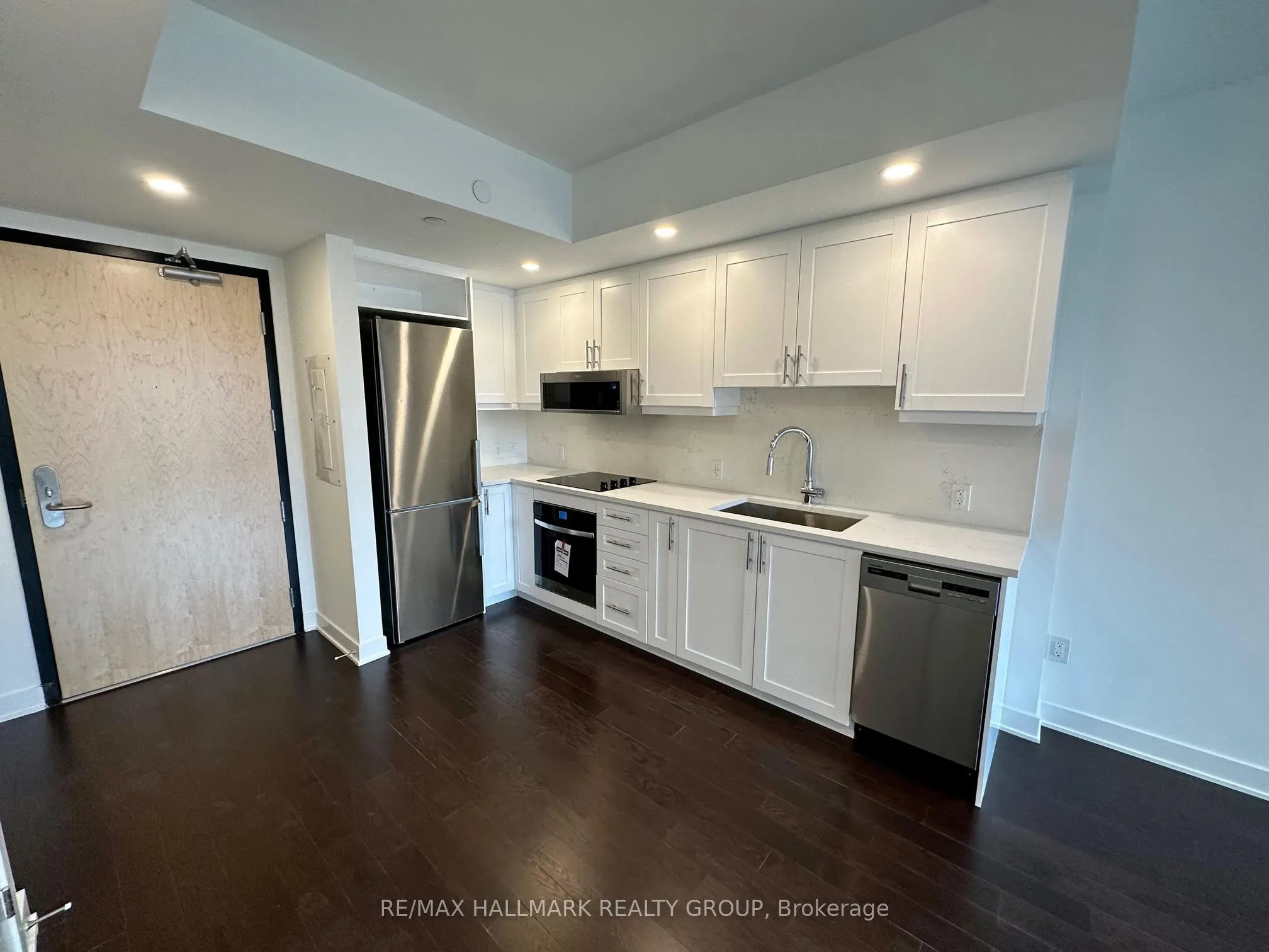 340 QUEEN Street, #1310
