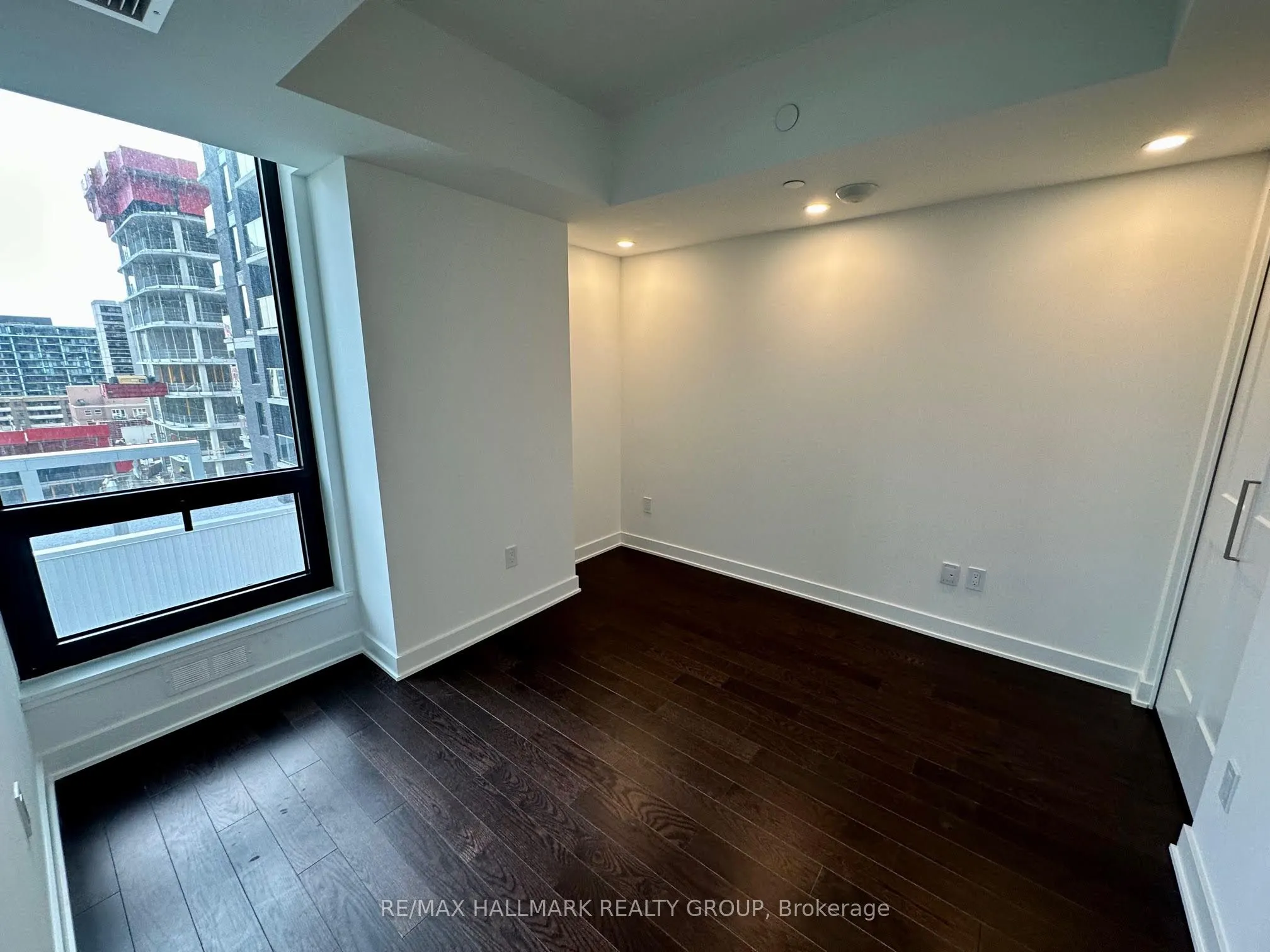 340 QUEEN Street, #1310