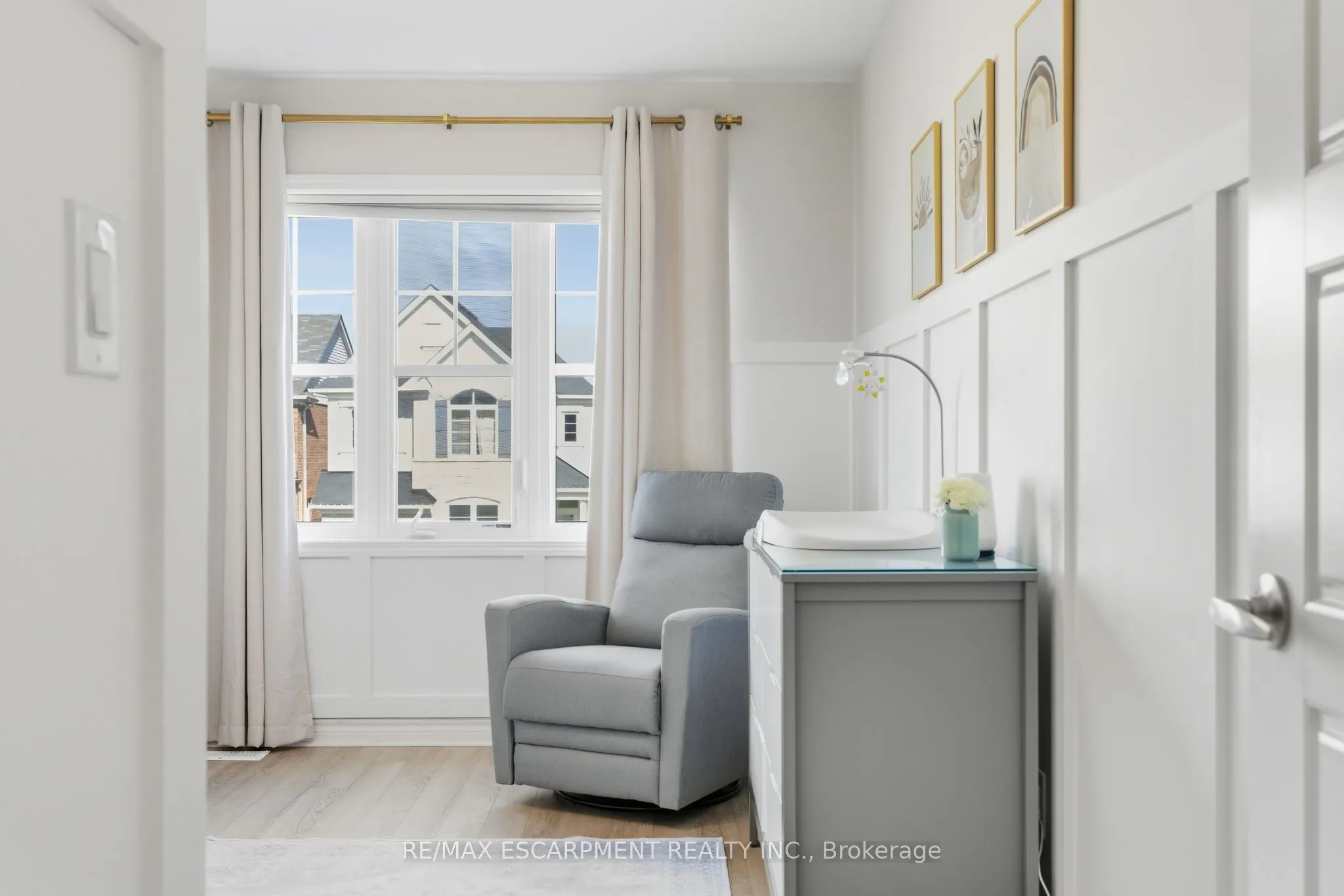 15 Bastia Street E