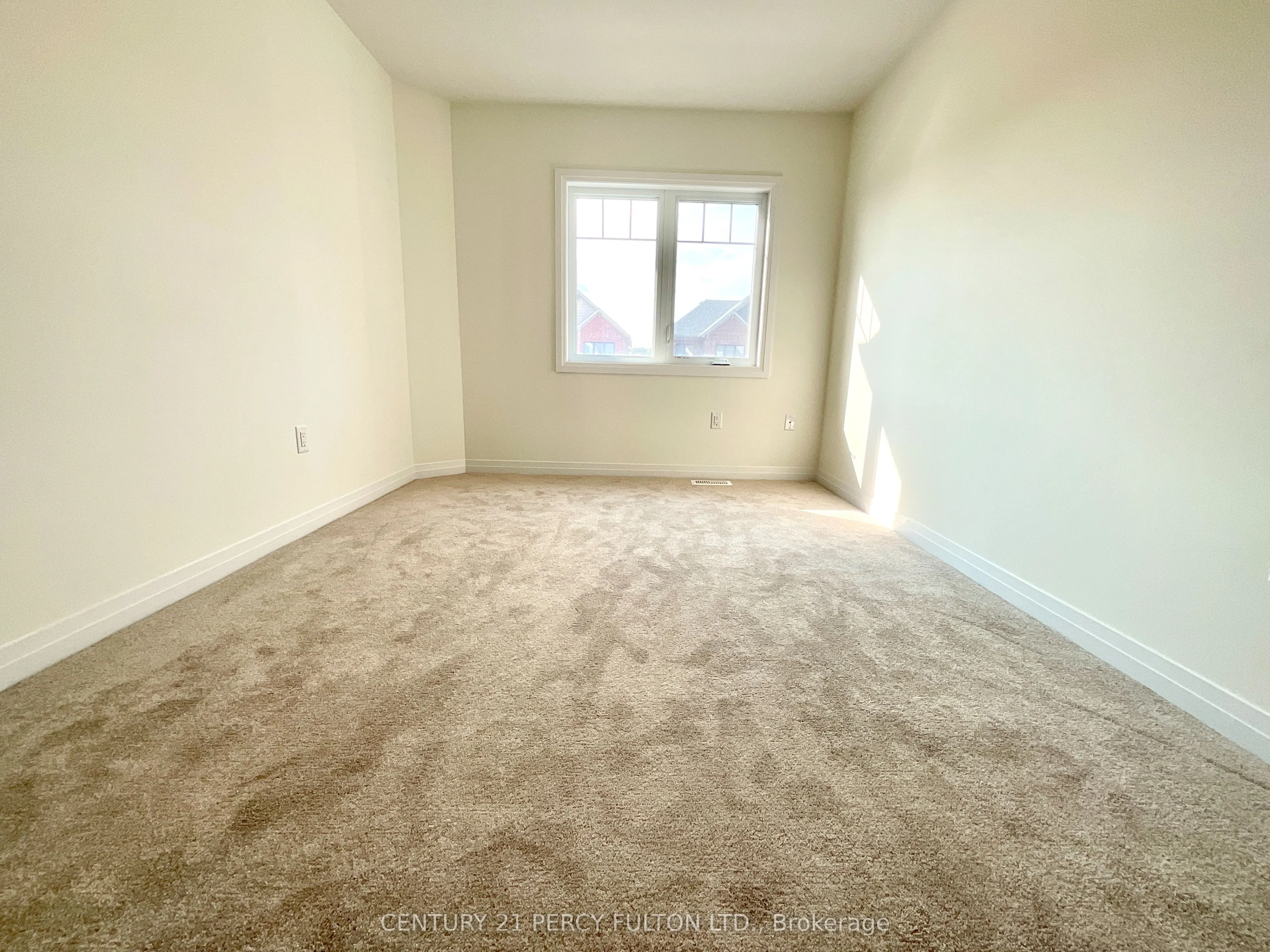 242 Port Crescent