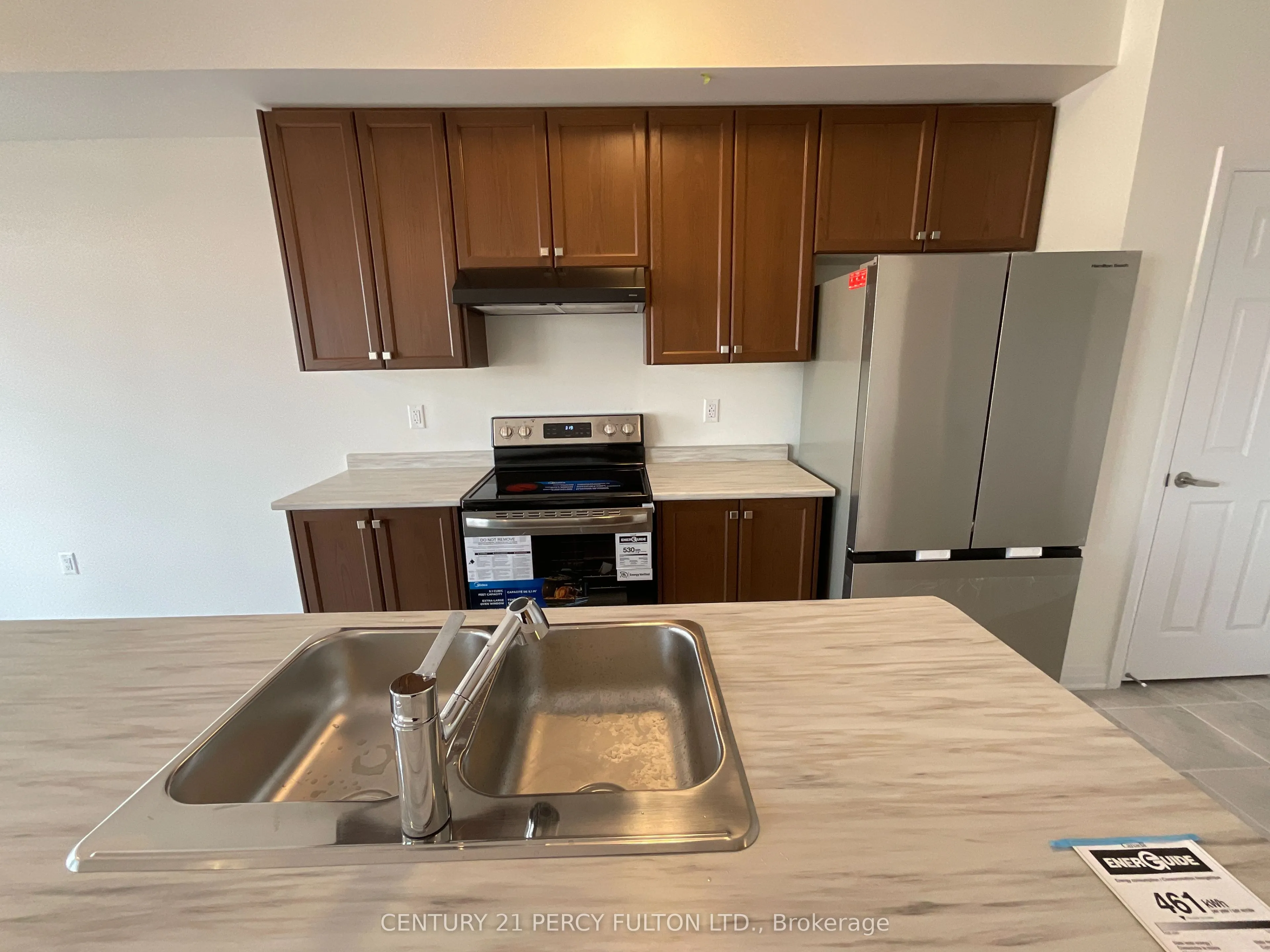 242 Port Crescent