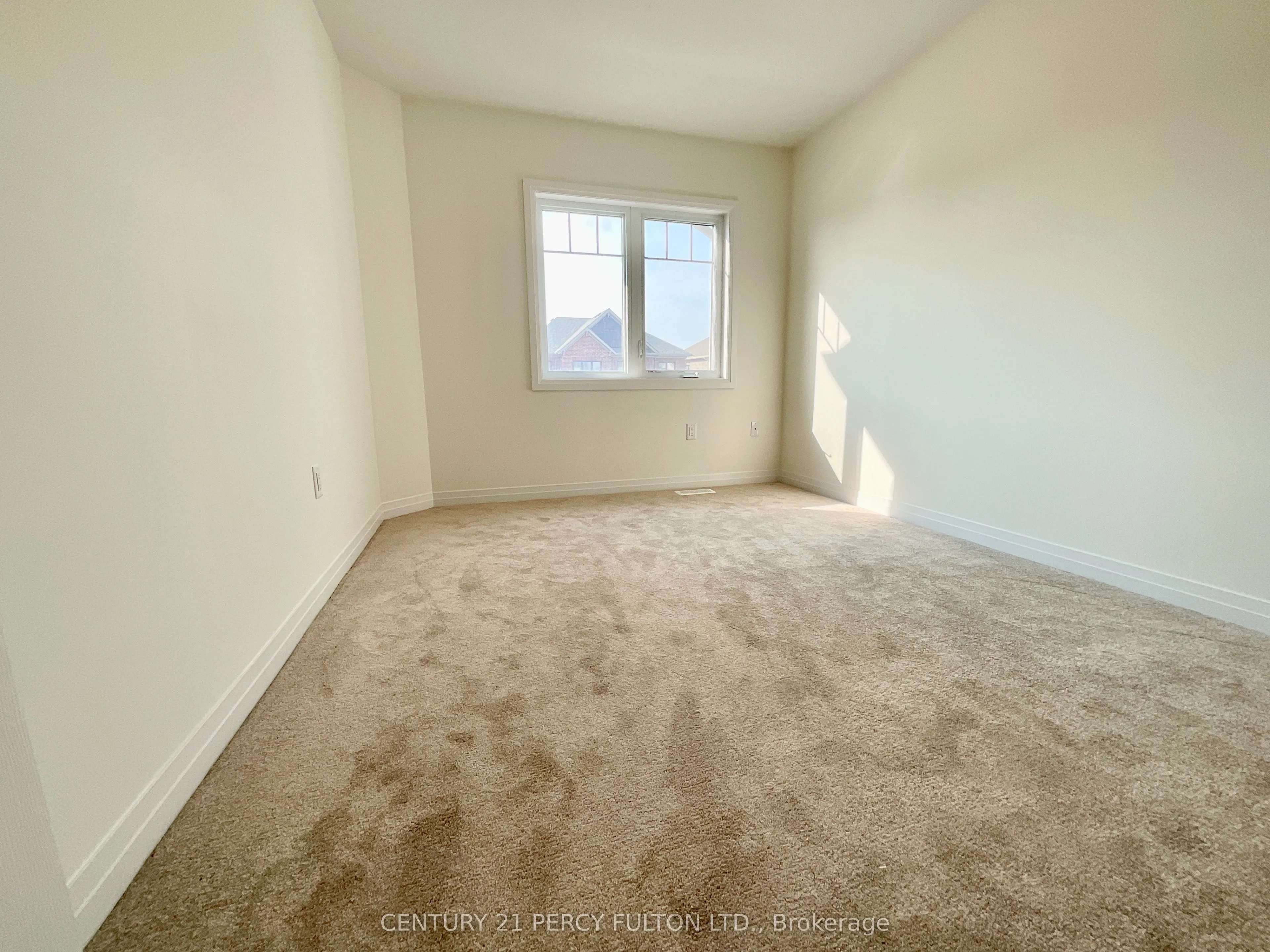 242 Port Crescent