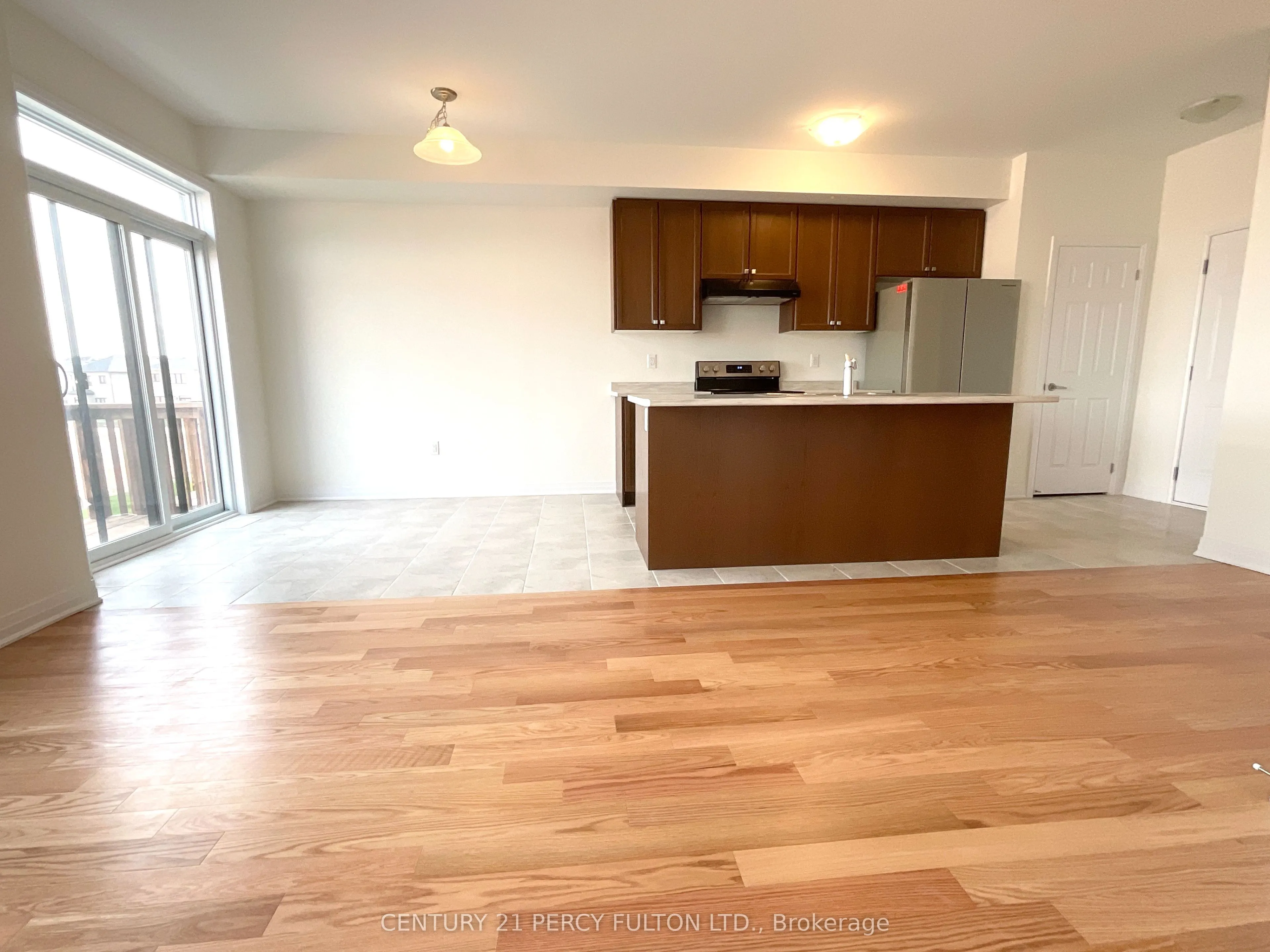 242 Port Crescent