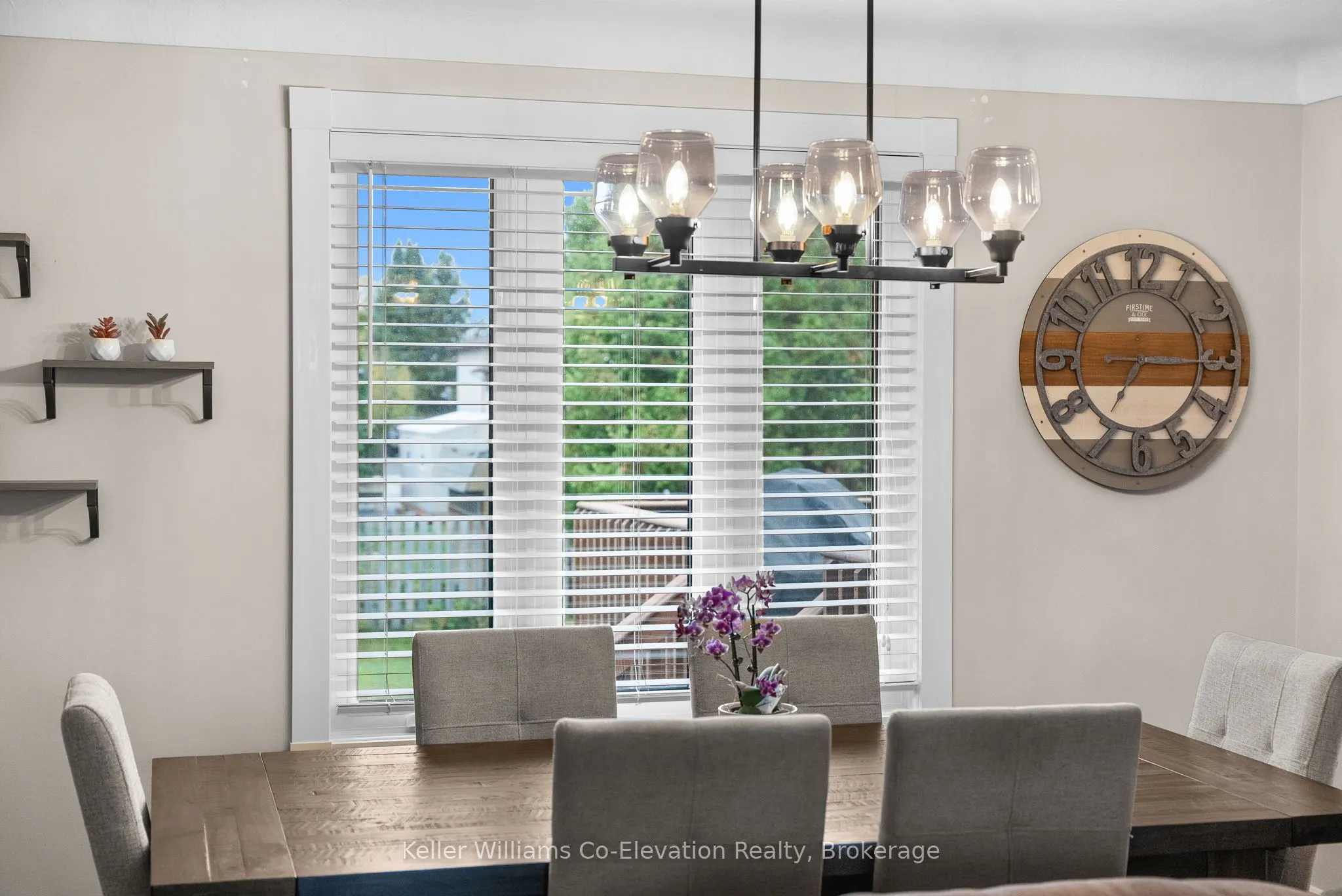 309 Notre-Dame Street W