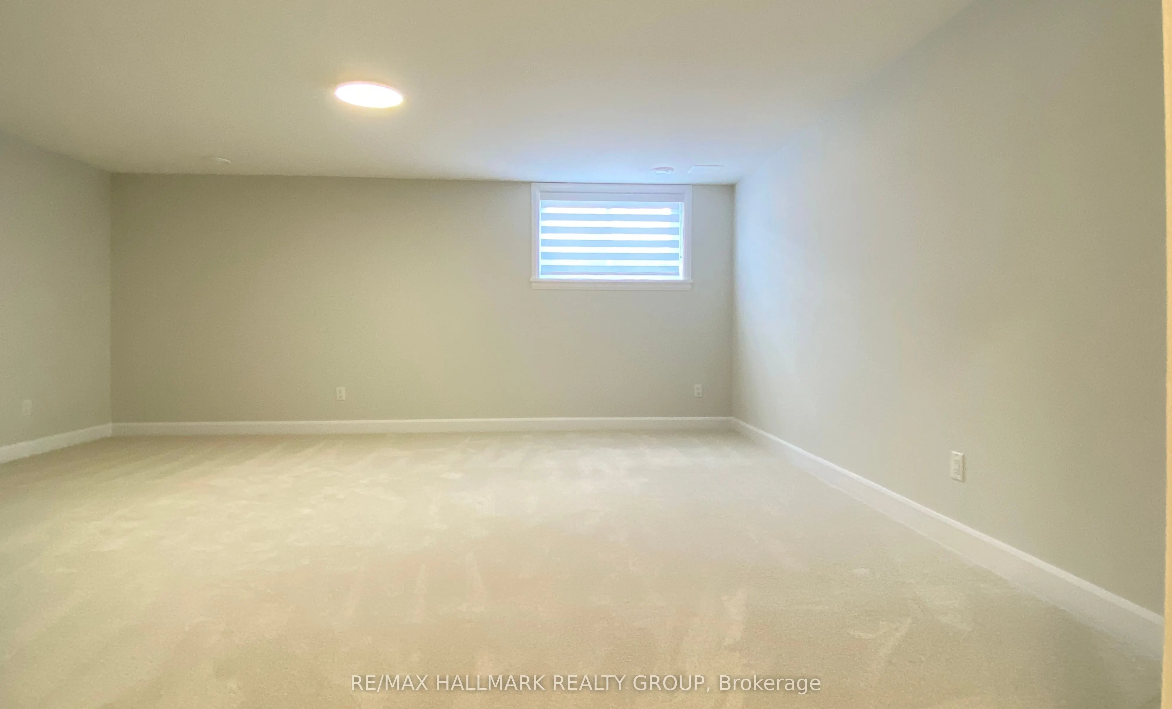 1308 WHITLOW GRASS Way