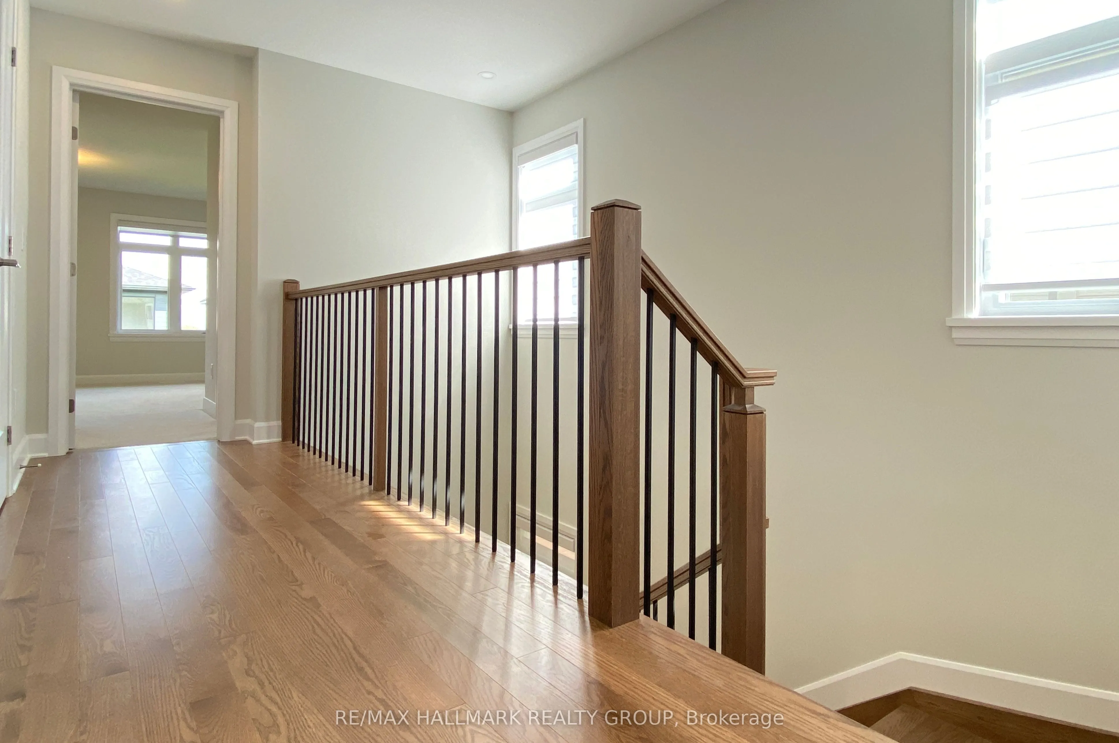 1308 WHITLOW GRASS Way