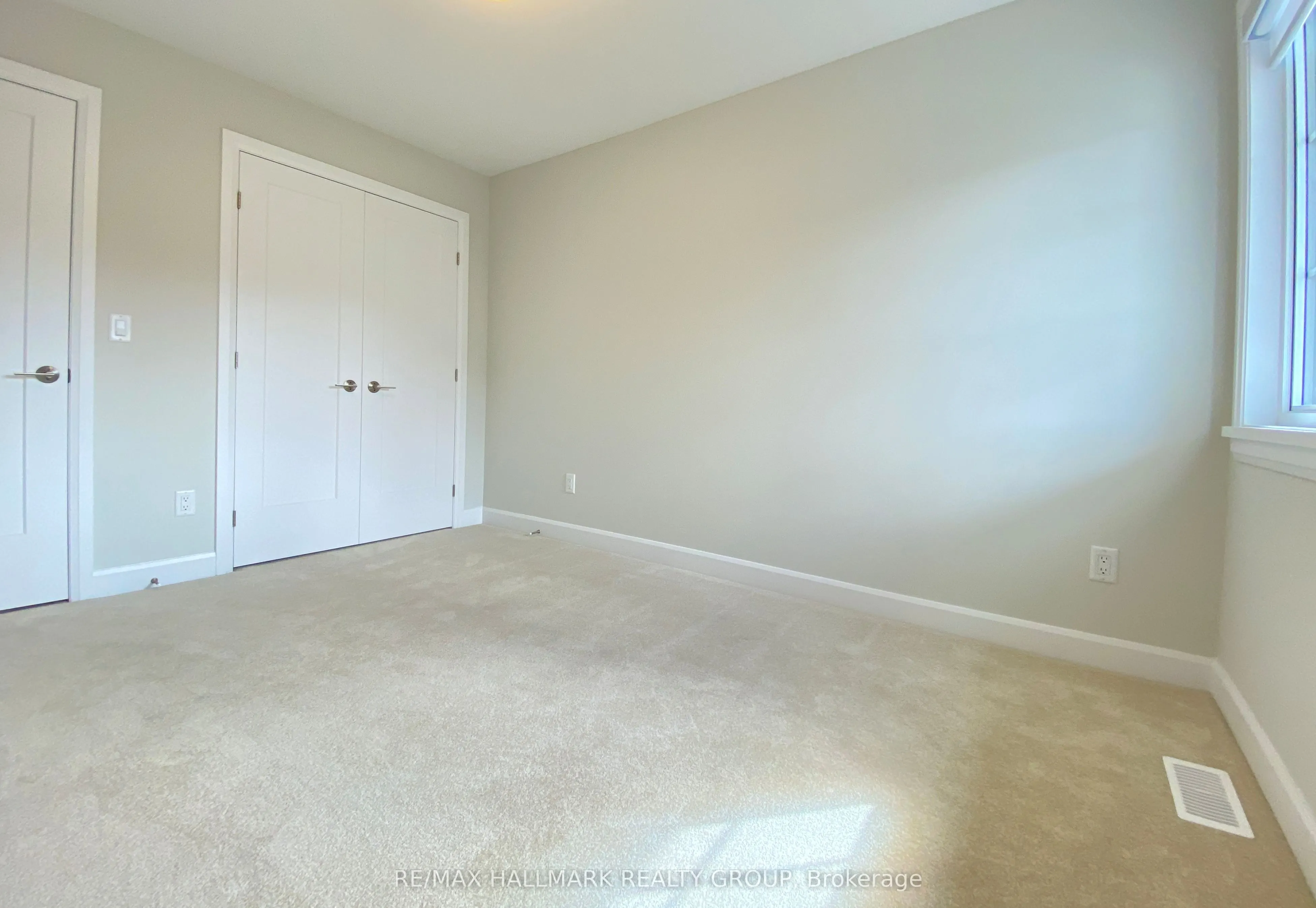 1308 WHITLOW GRASS Way