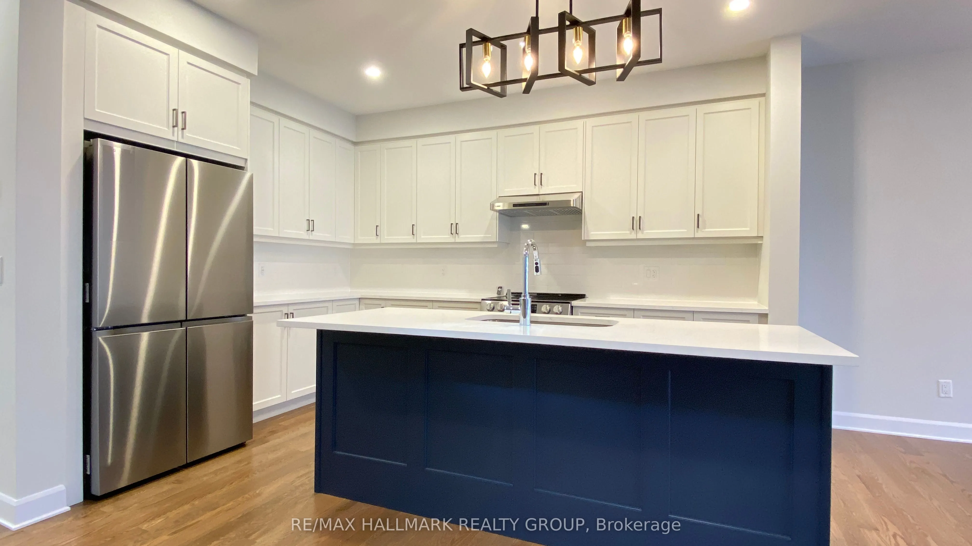 1308 WHITLOW GRASS Way