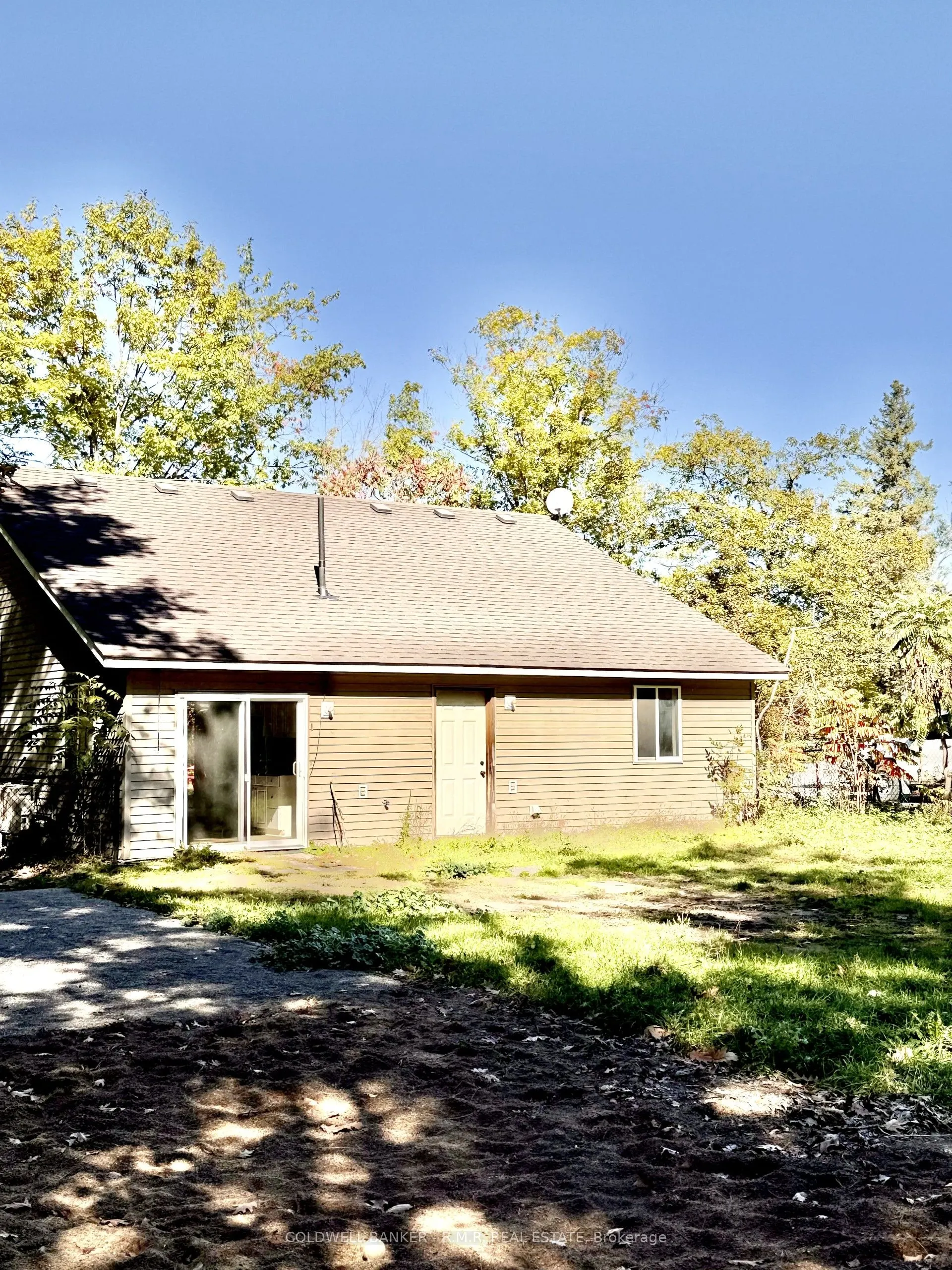 2 Oakwood Drive