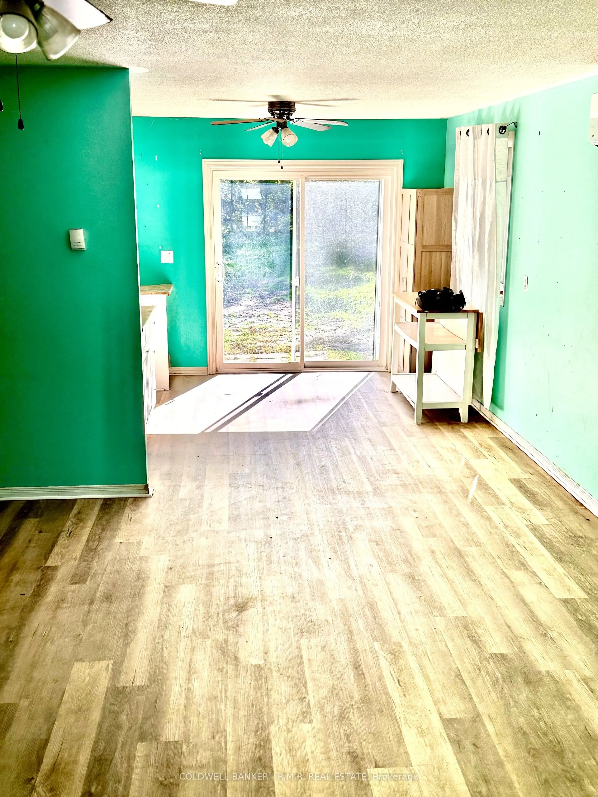 2 Oakwood Drive