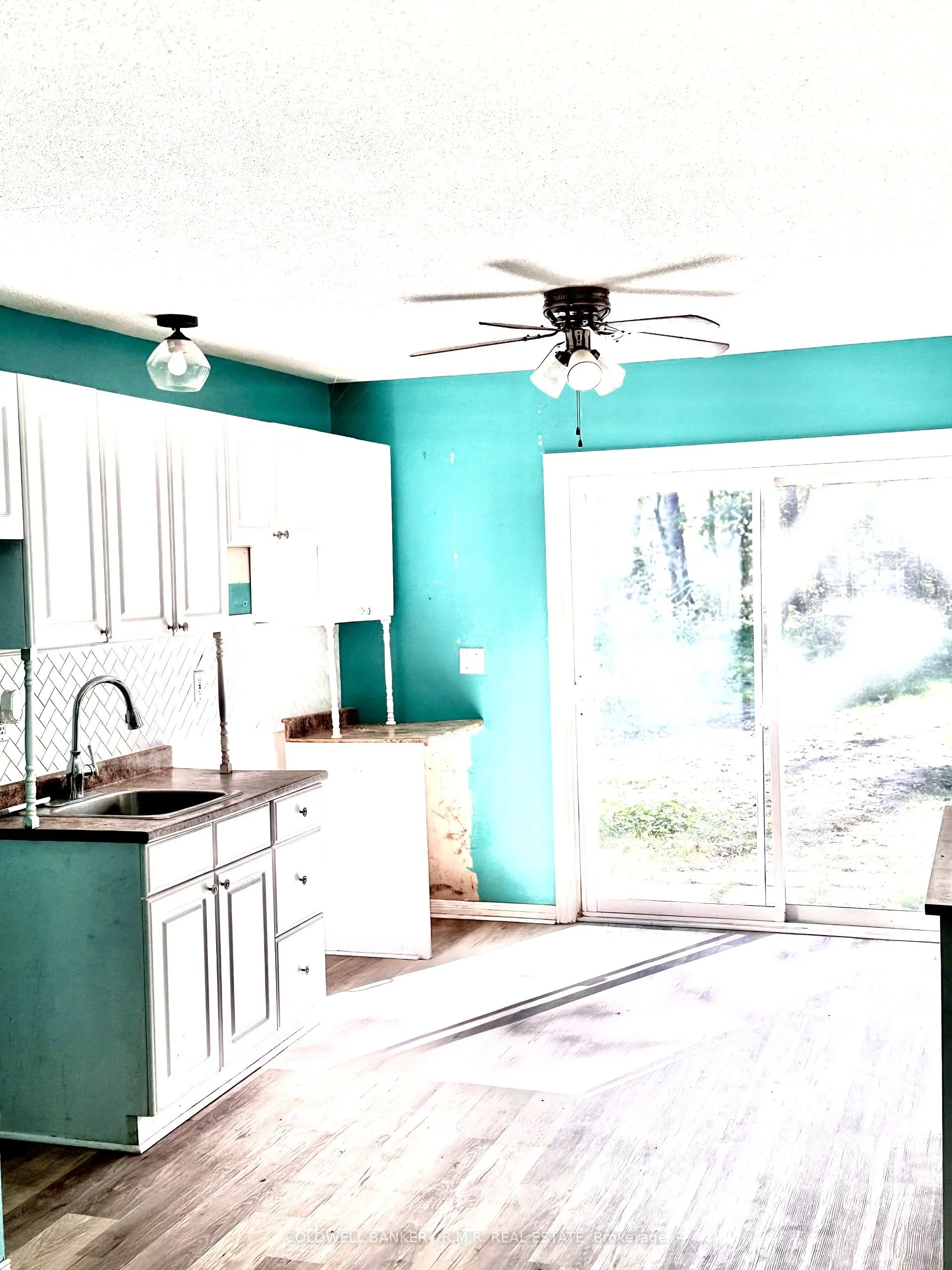 2 Oakwood Drive
