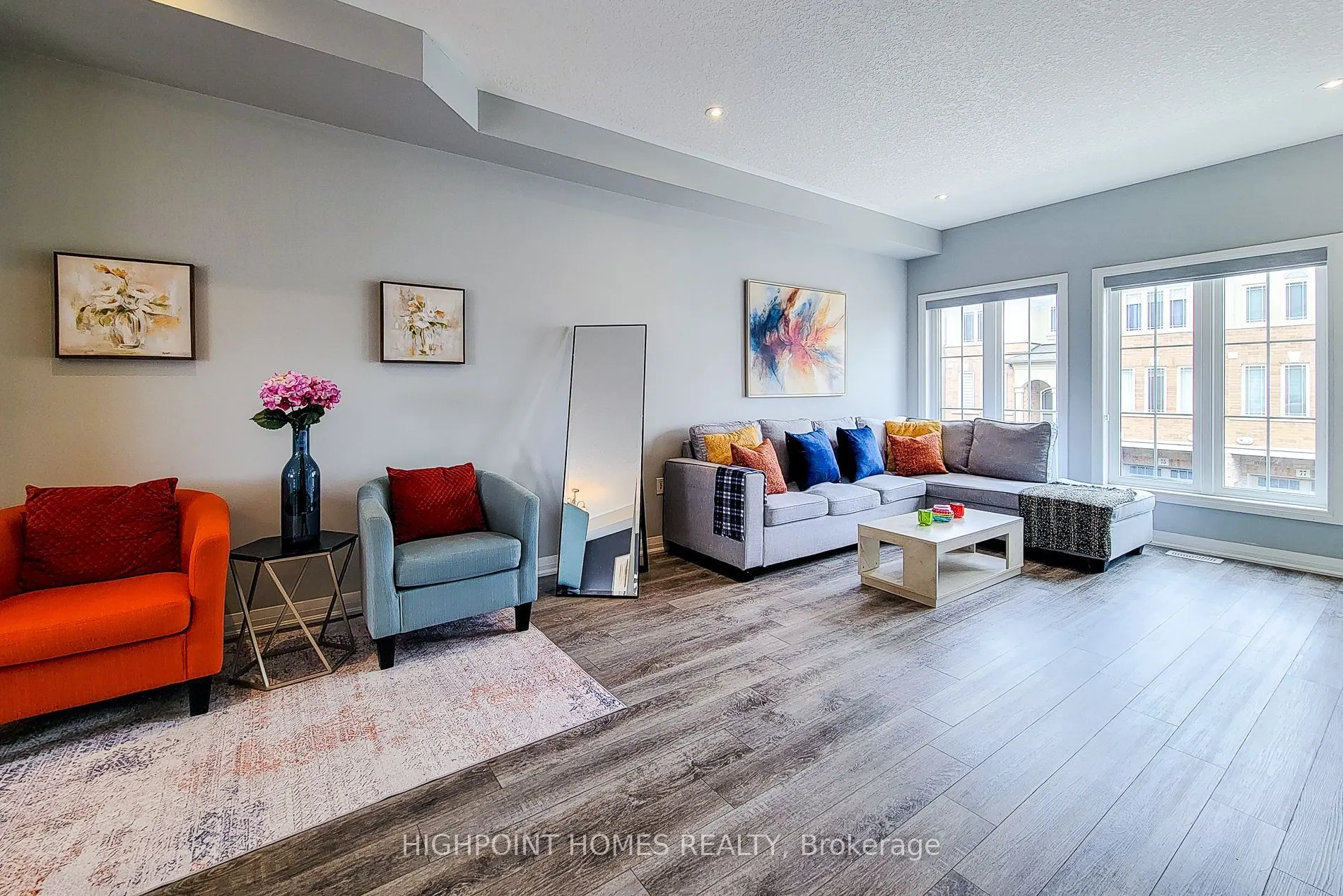 76 Aquarius Crescent