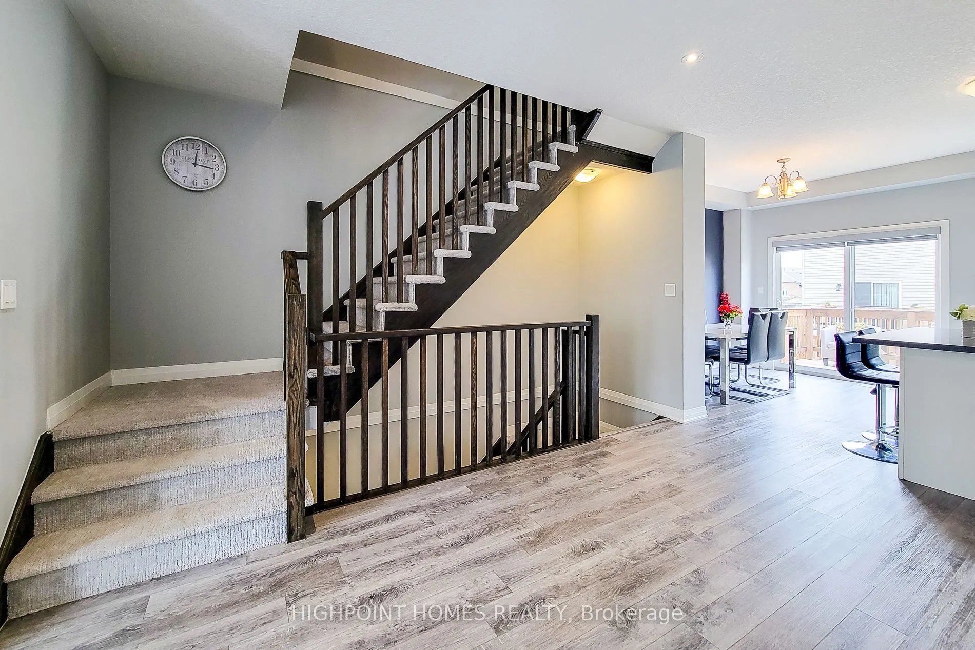 76 Aquarius Crescent