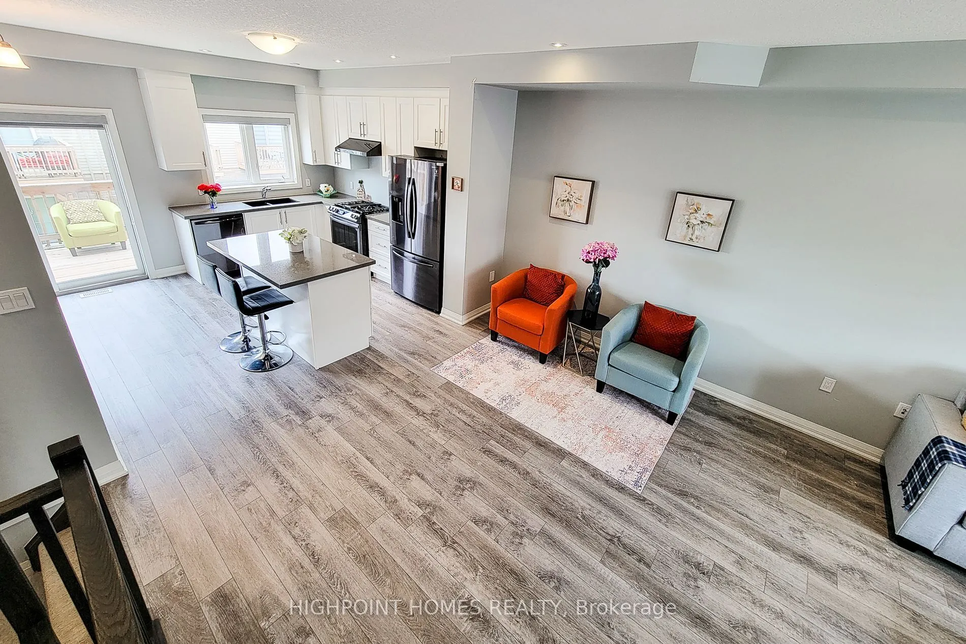 76 Aquarius Crescent