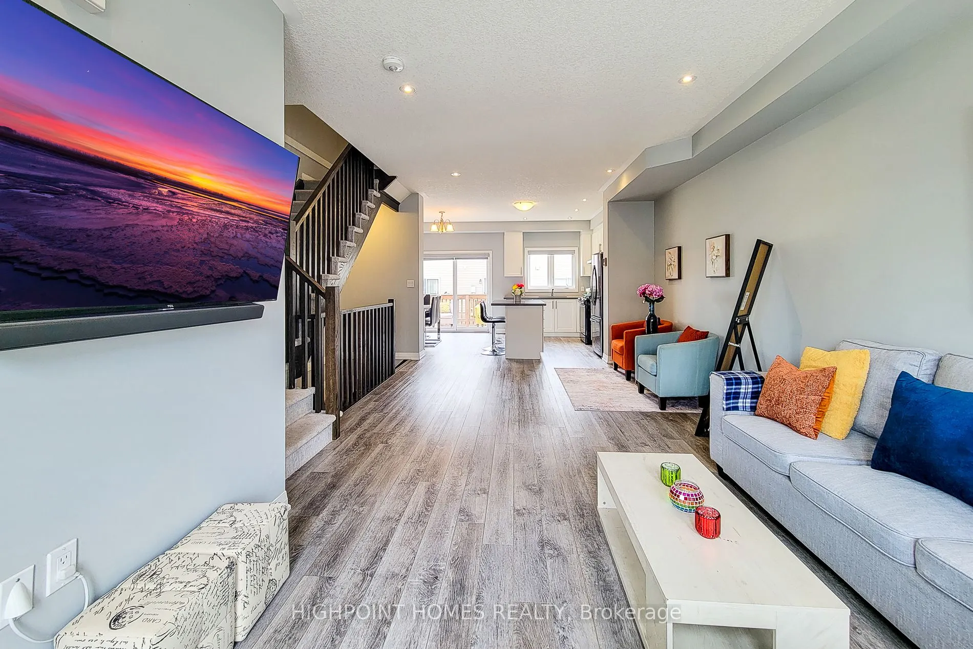76 Aquarius Crescent