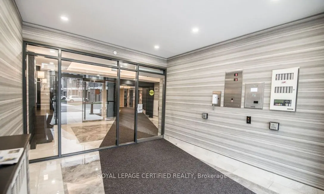 101 Shoreview Place, #412