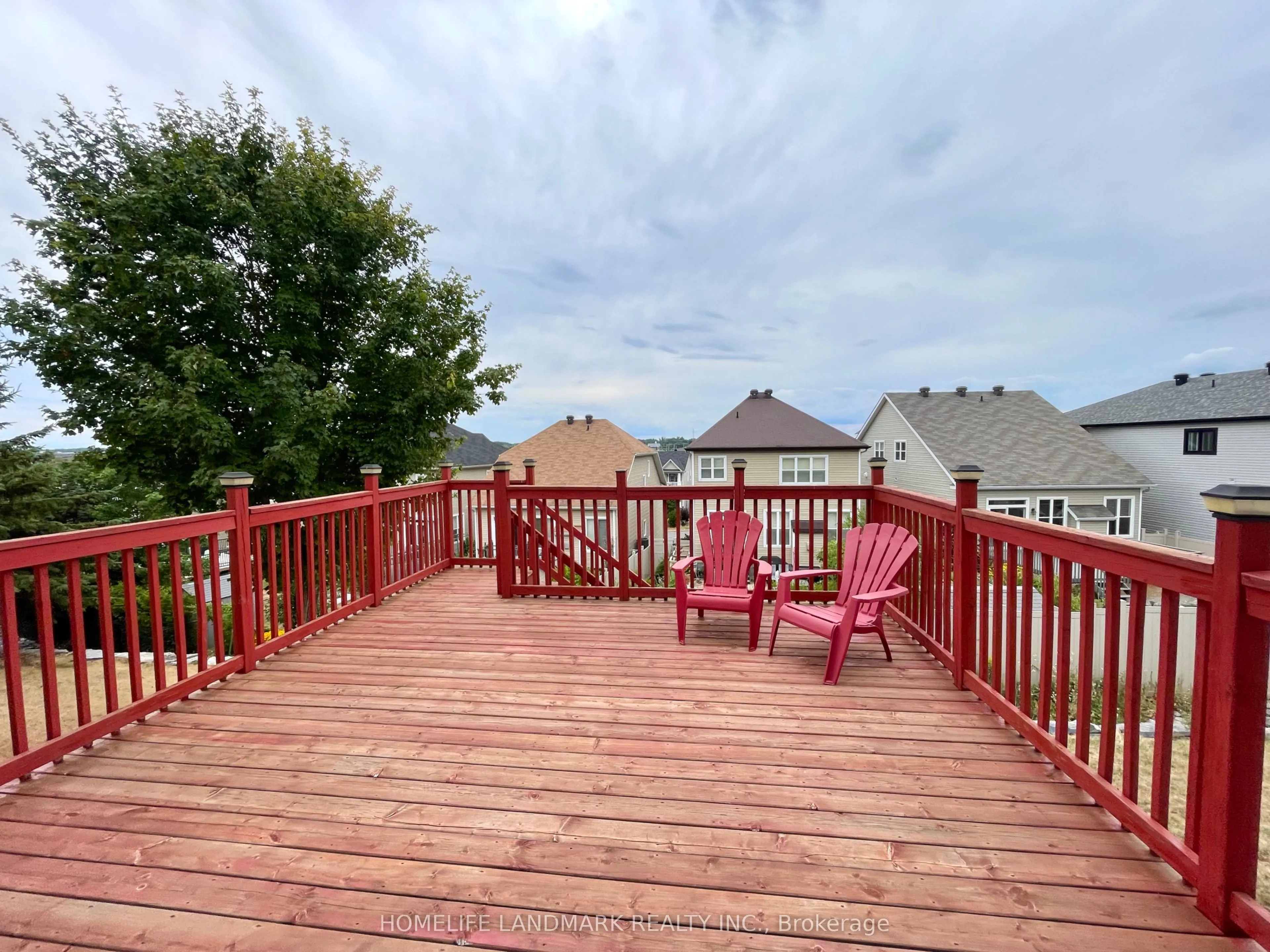190 Ingersoll Crescent