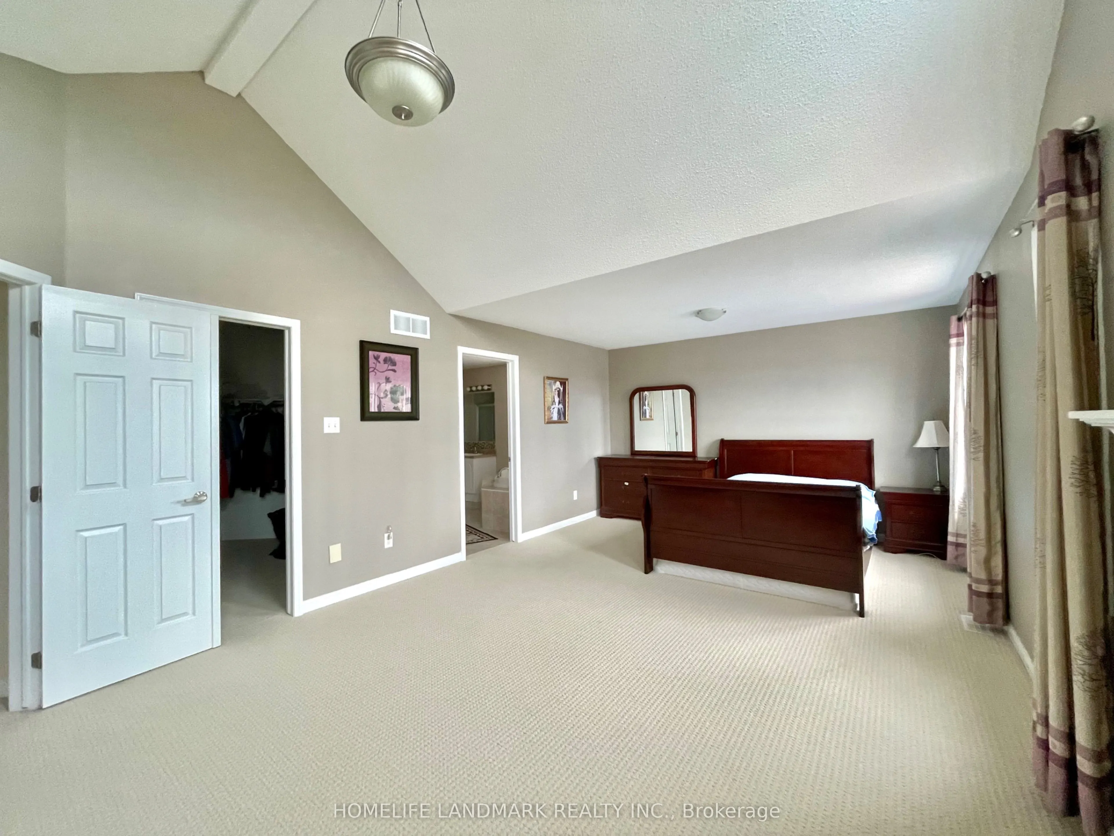 190 Ingersoll Crescent