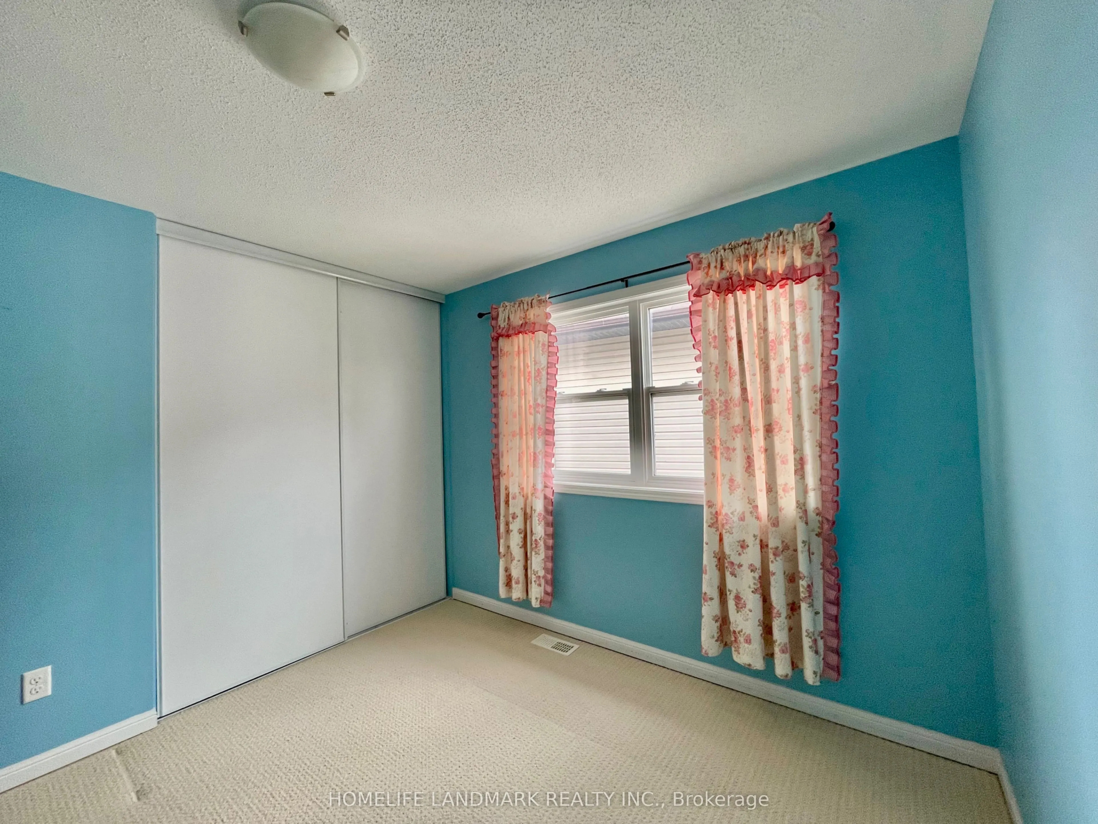 190 Ingersoll Crescent
