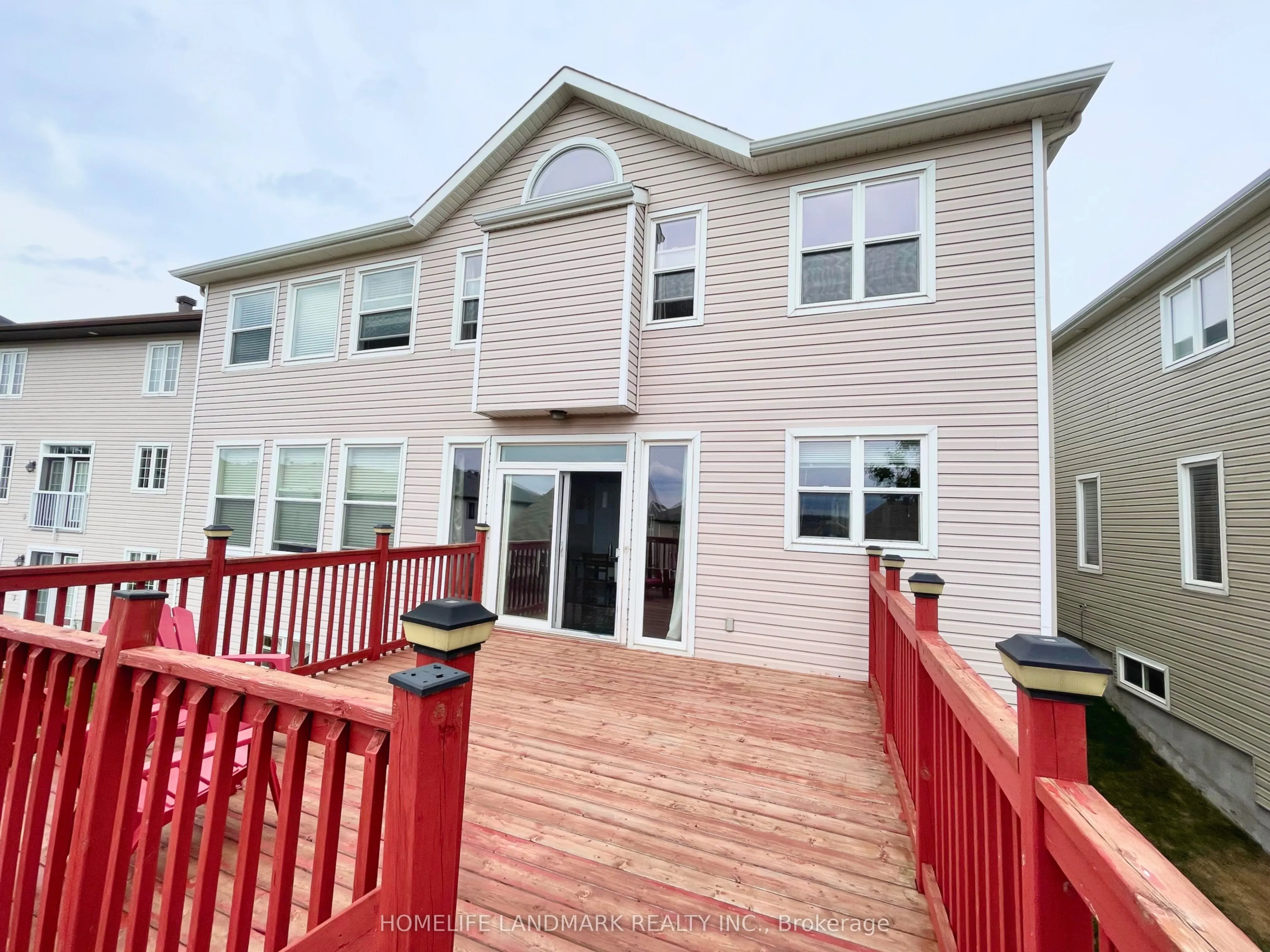 190 Ingersoll Crescent