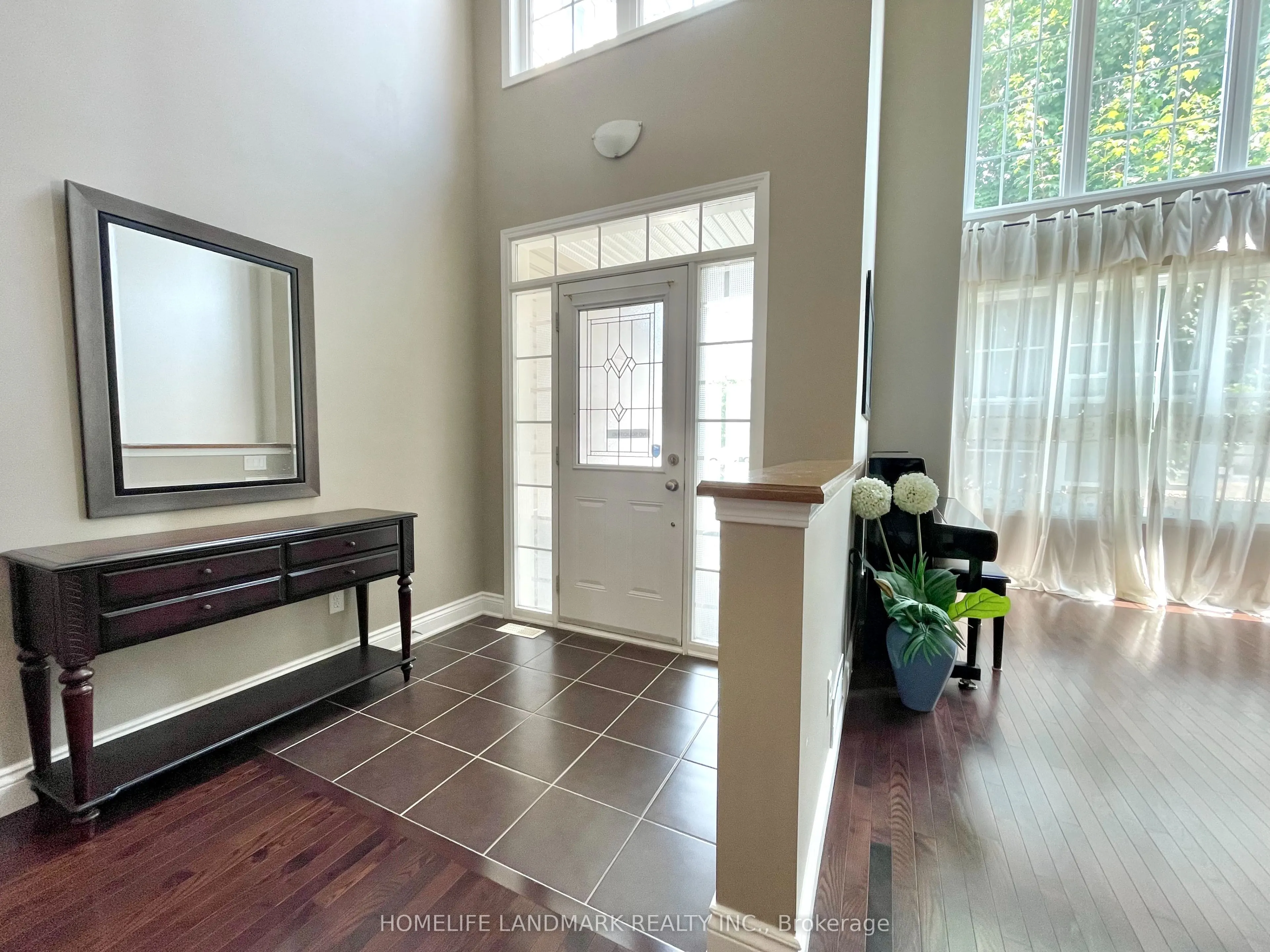 190 Ingersoll Crescent