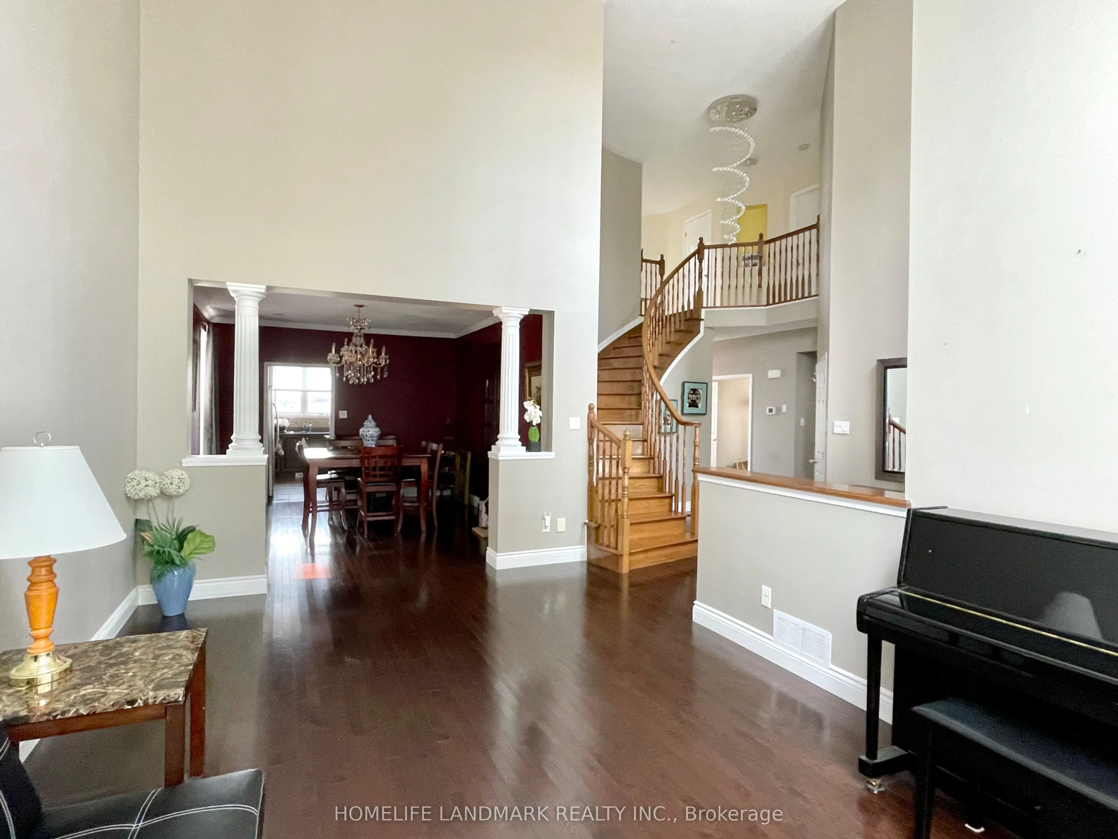 190 Ingersoll Crescent
