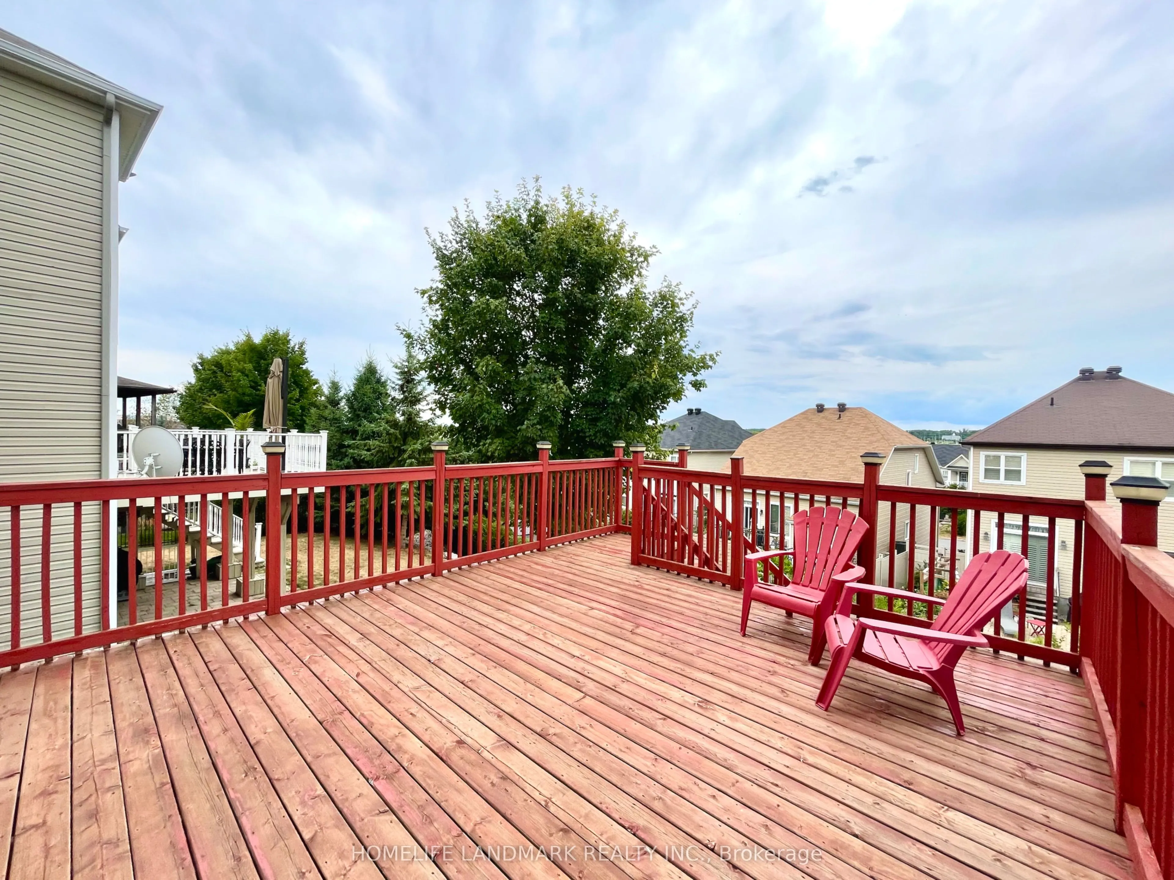 190 Ingersoll Crescent
