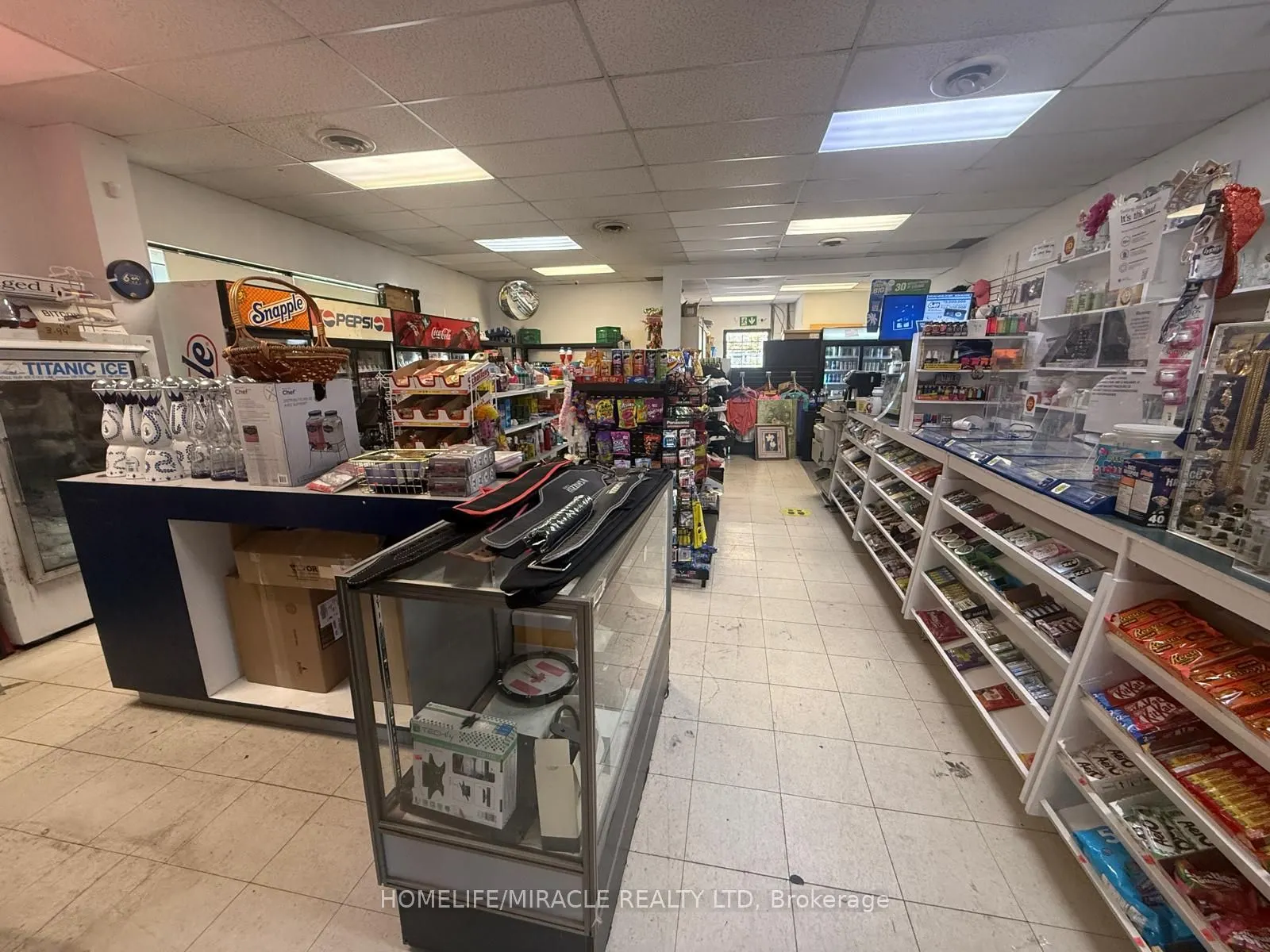 280 Victoria Street N, #1