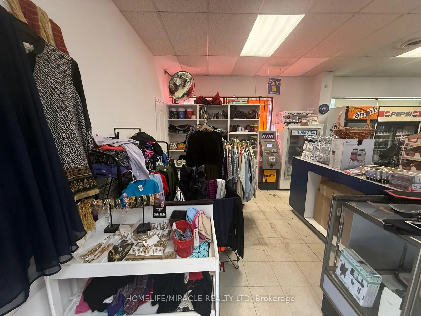 280 Victoria Street N, #1