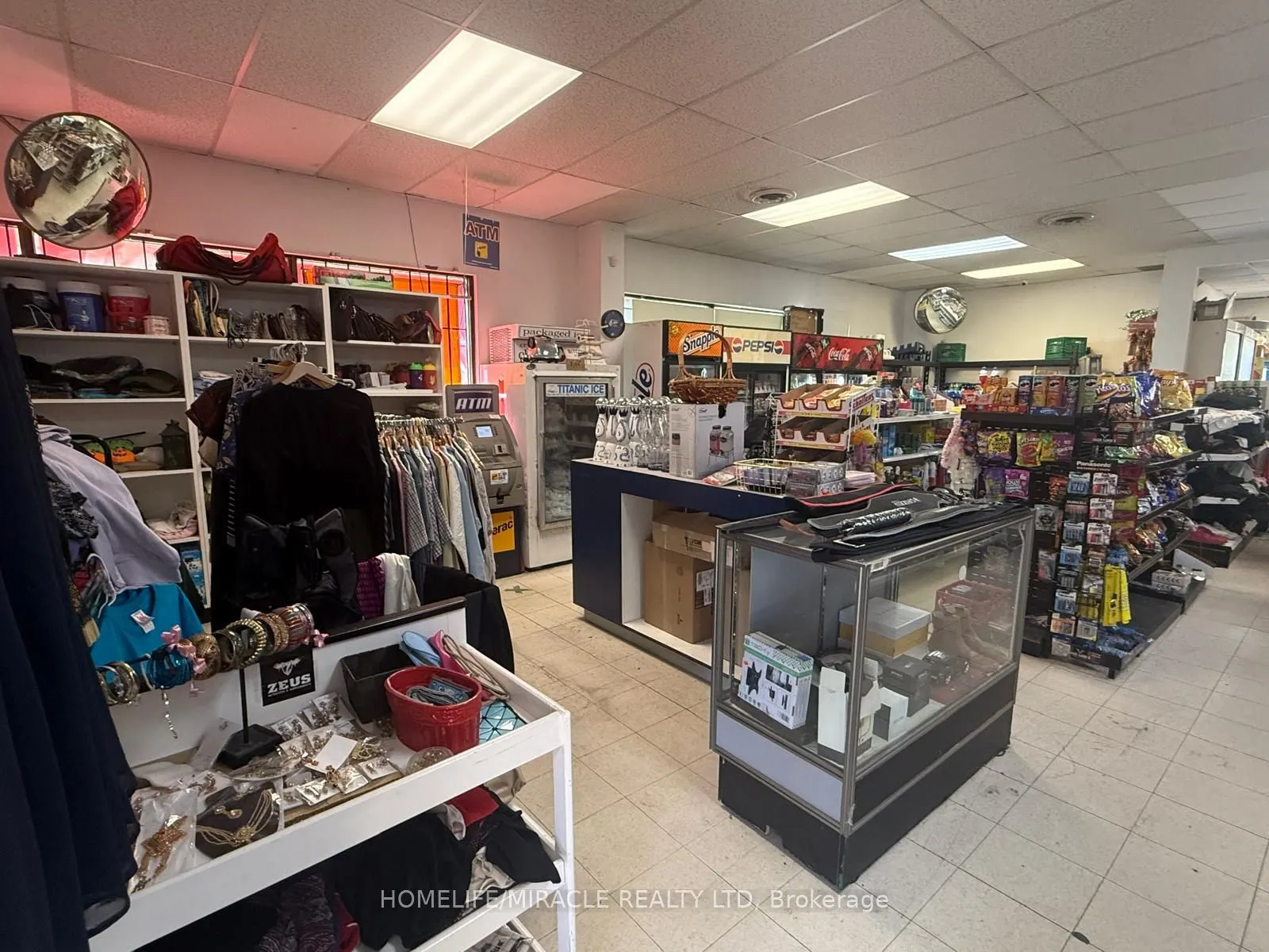 280 Victoria Street N, #1