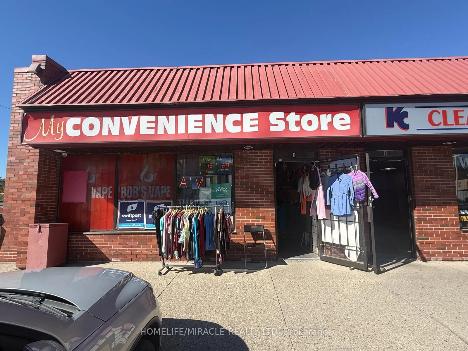 280 Victoria Street N, #1