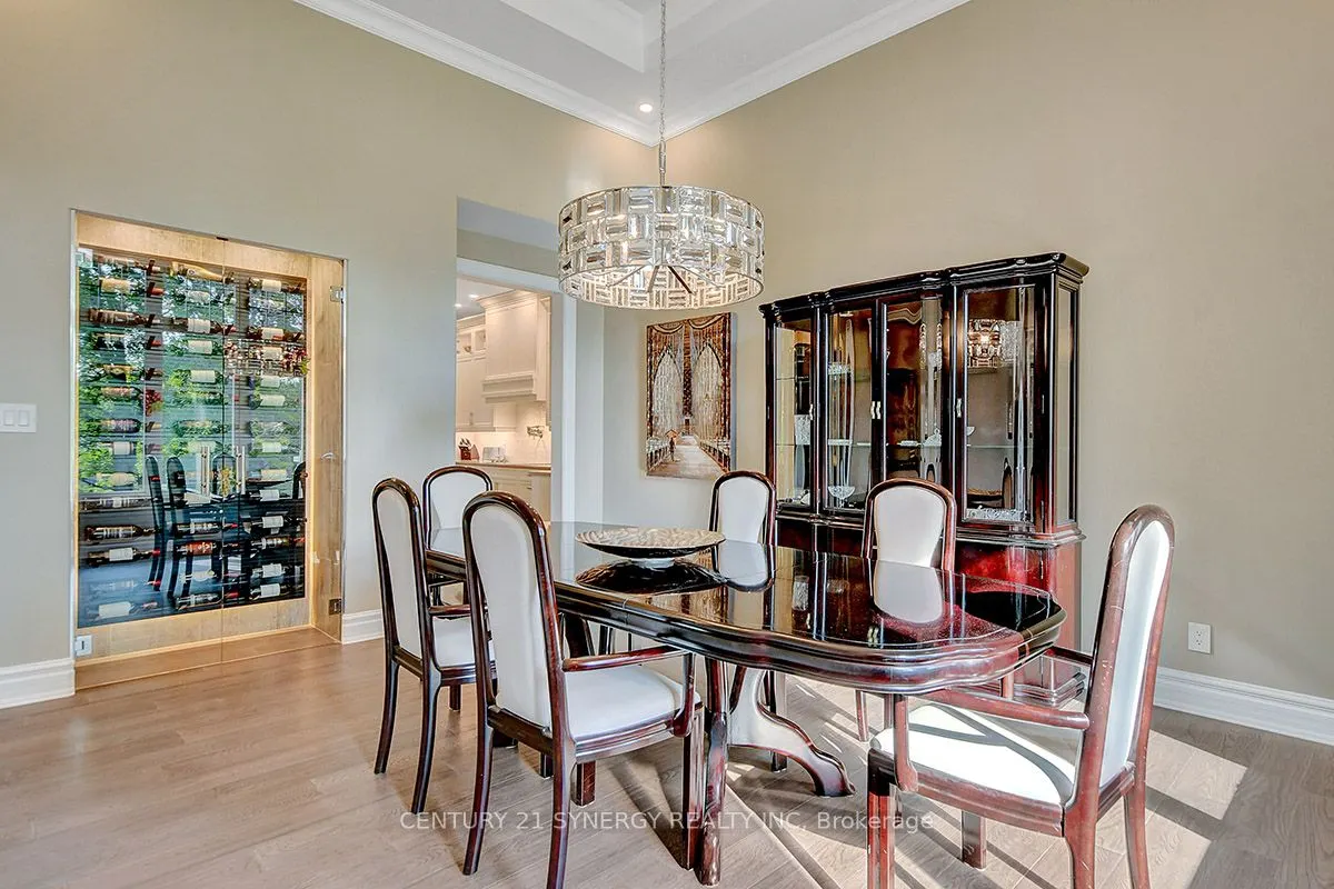 1443 DUCHESS Crescent