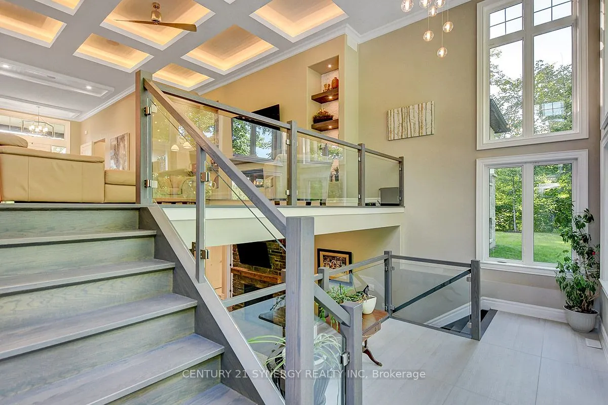 1443 DUCHESS Crescent