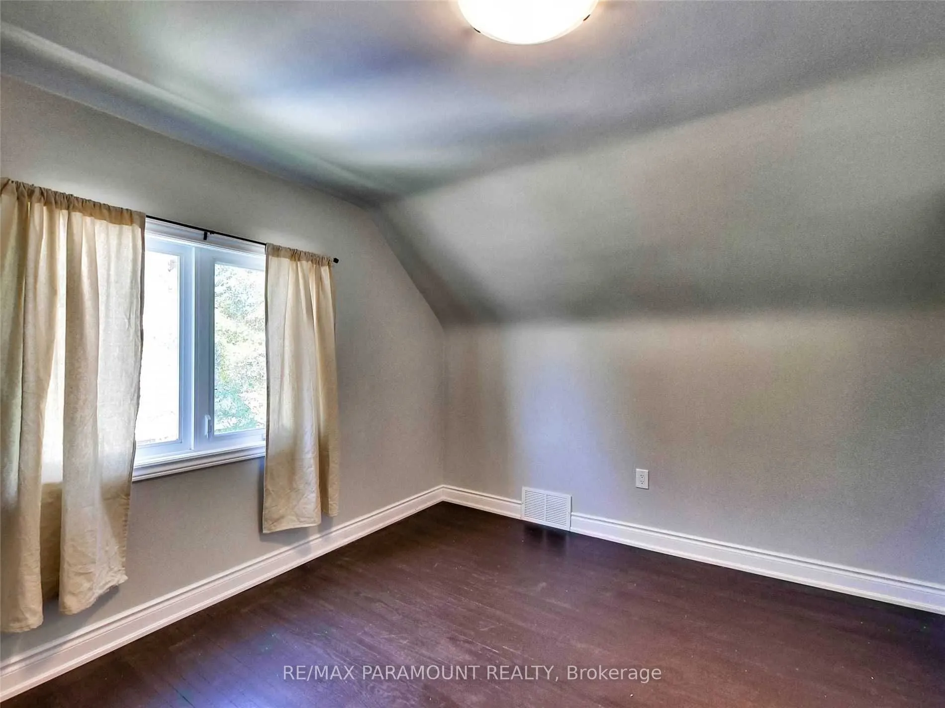 25 Carene Avenue, #Upper