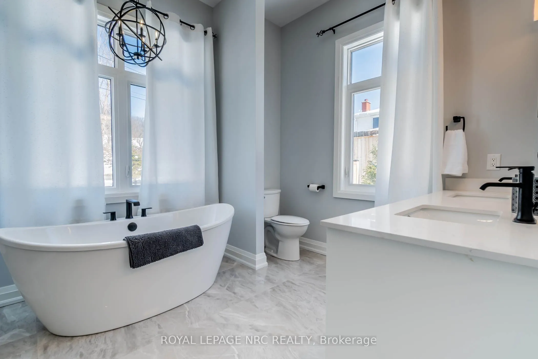 7472 MOUNTAIN Road, #1
