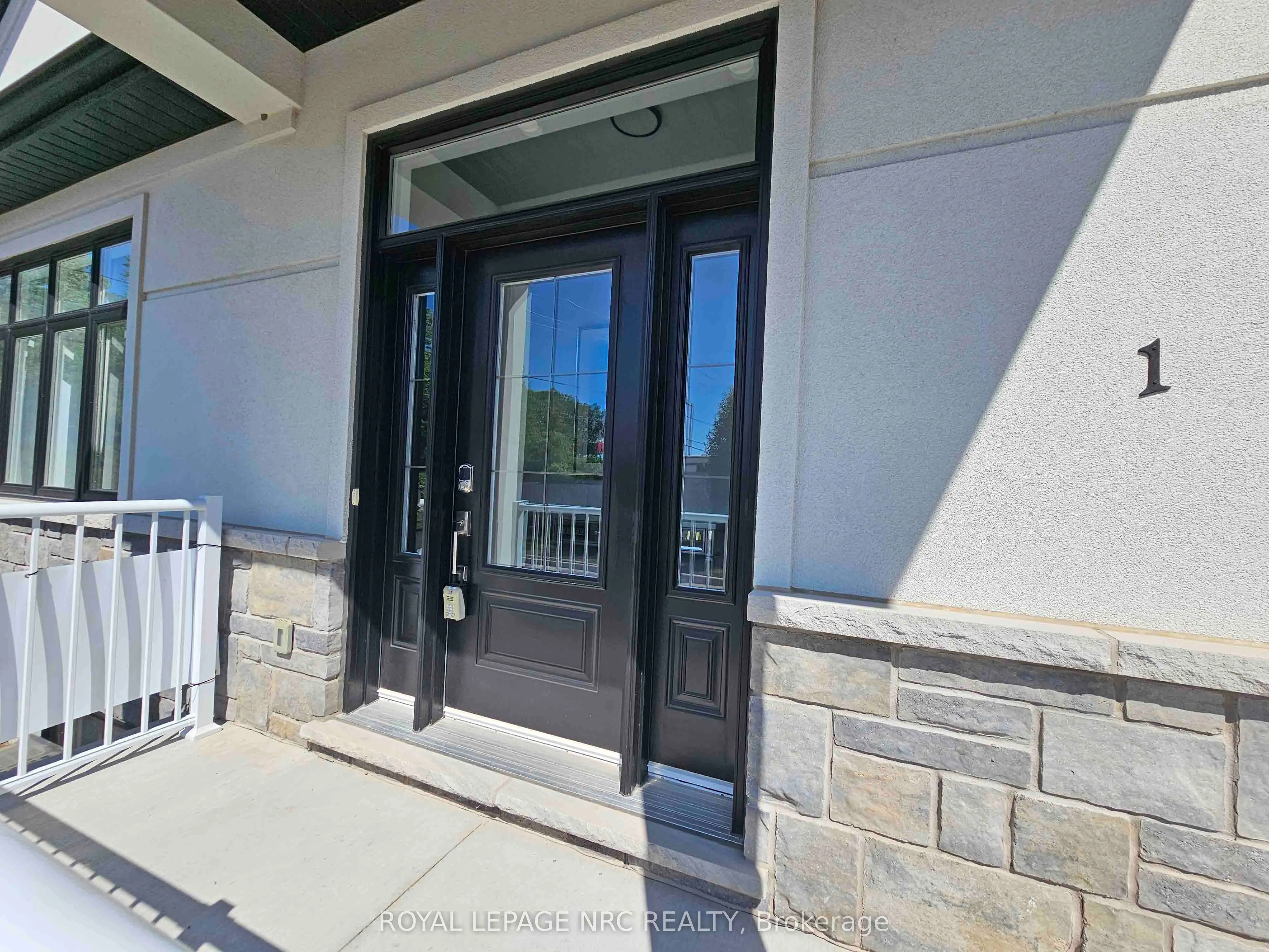 7472 MOUNTAIN Road, #1