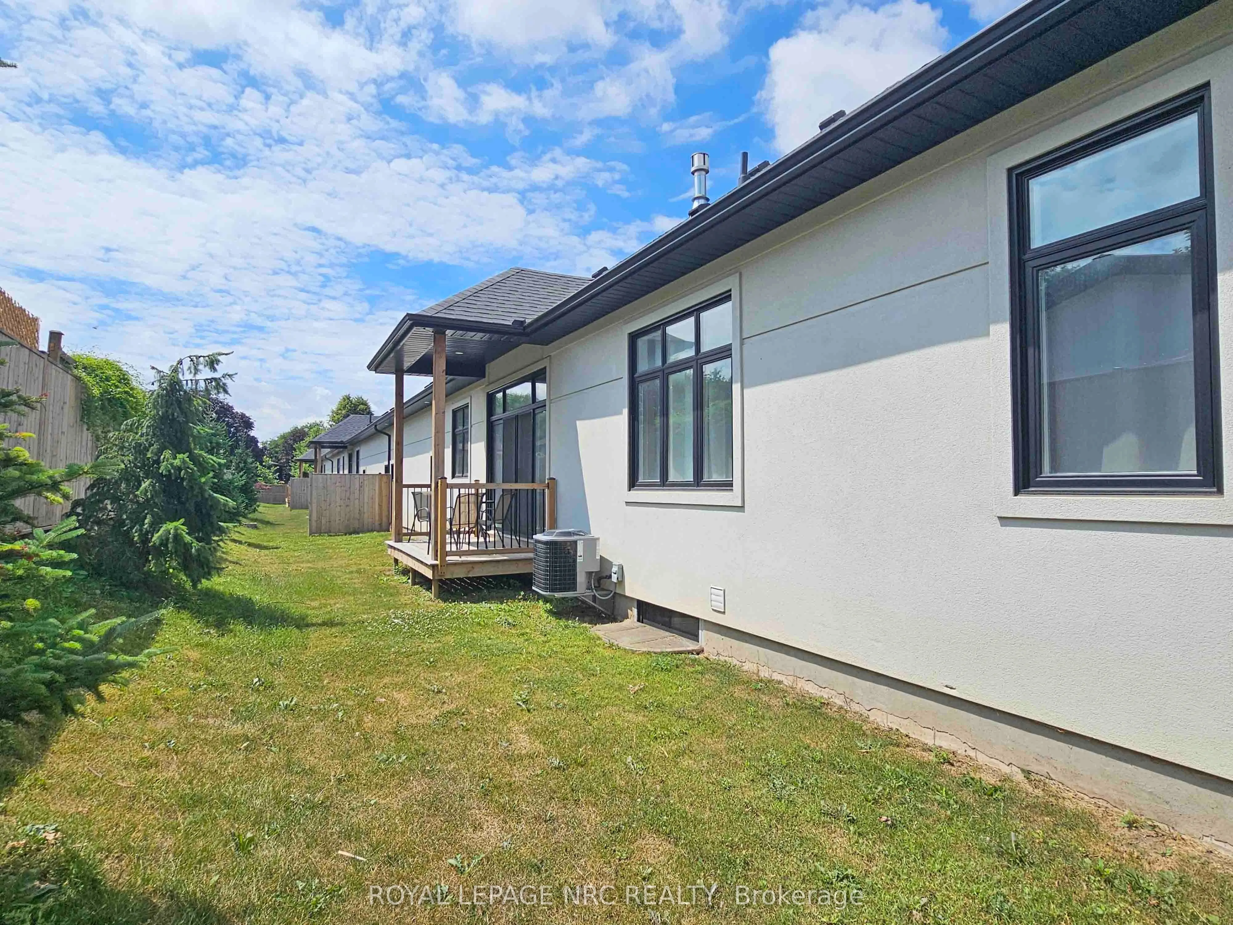 7472 MOUNTAIN Road, #1